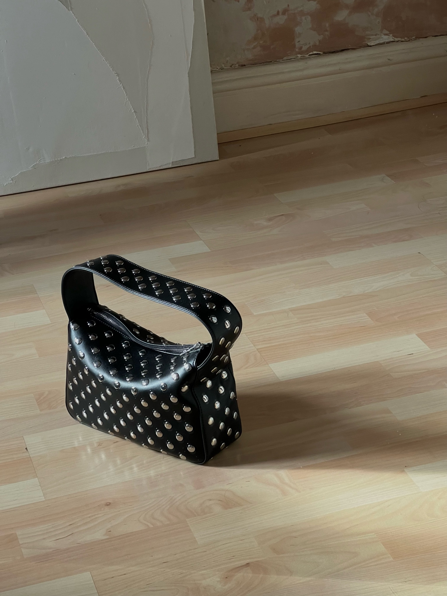 The best Khaite bag dupe I’ve found and from one of my favourite Aussie brands.

I’ve shopped from them a lot can honestly say the quality is always so so good. 

#LTKuk #LTKstyletip #LTKeurope