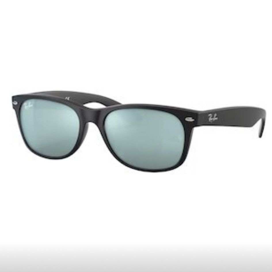 Rayban Unisex Round Sunglasses. Great for #square #heart #oval #diamond face shapes. #shades

#LTKcanada #LTKstyletip