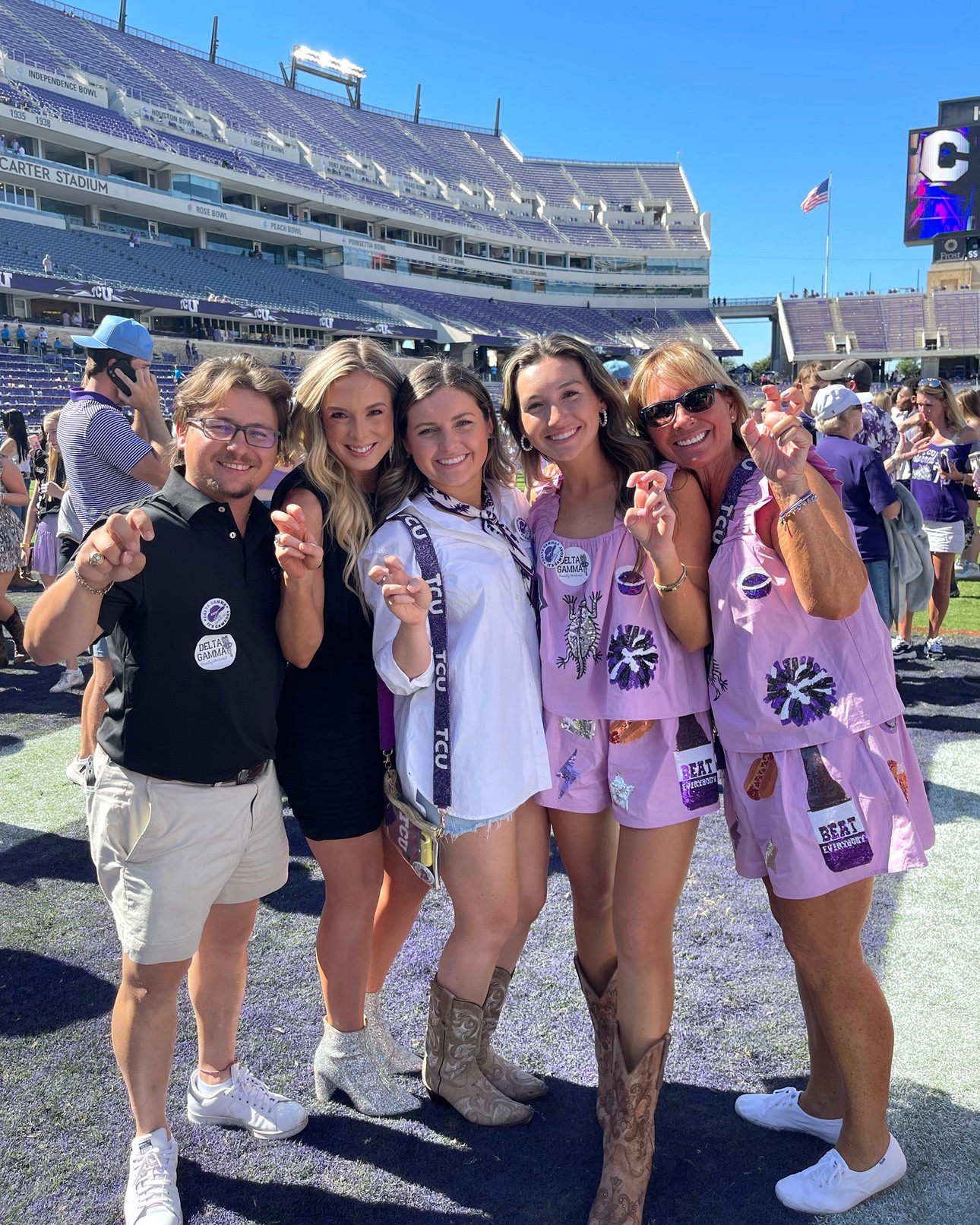 Score Big with My College Football Game Day Looks! 🏈 Outfit inspo from the stands to the after-party—every style you need to rep your team in style! #GameDayOutfits #CollegeFashion #OOTD #TailgateStyle #TeamSpirit

#LTKSeasonal #LTKFallSale #LTKBacktoSchool