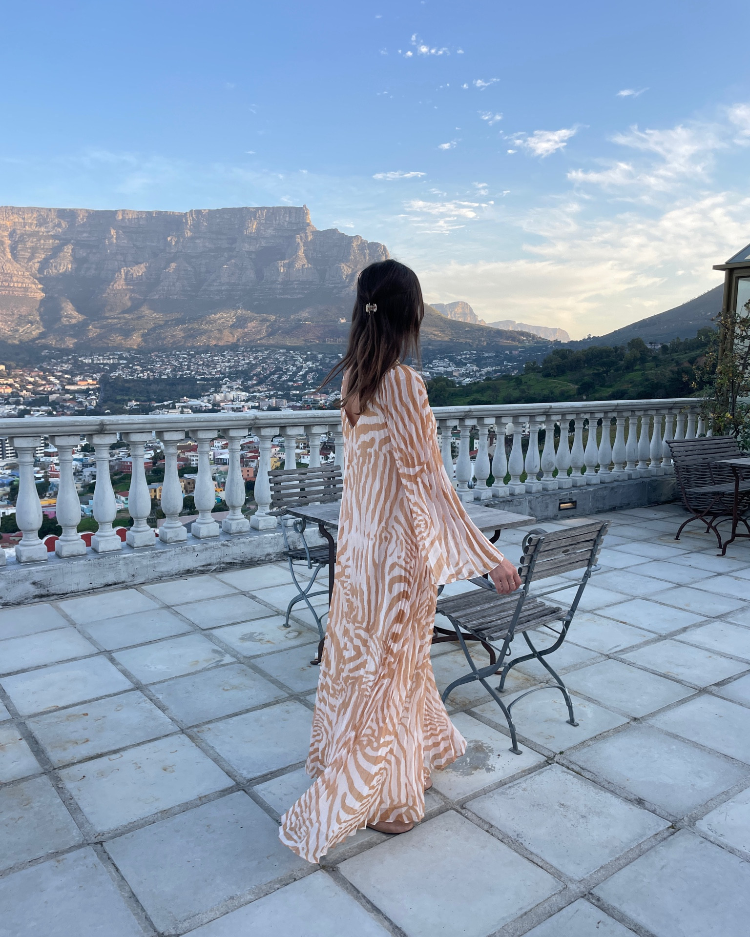 Another dress obsession. Sezane can do no wrong 