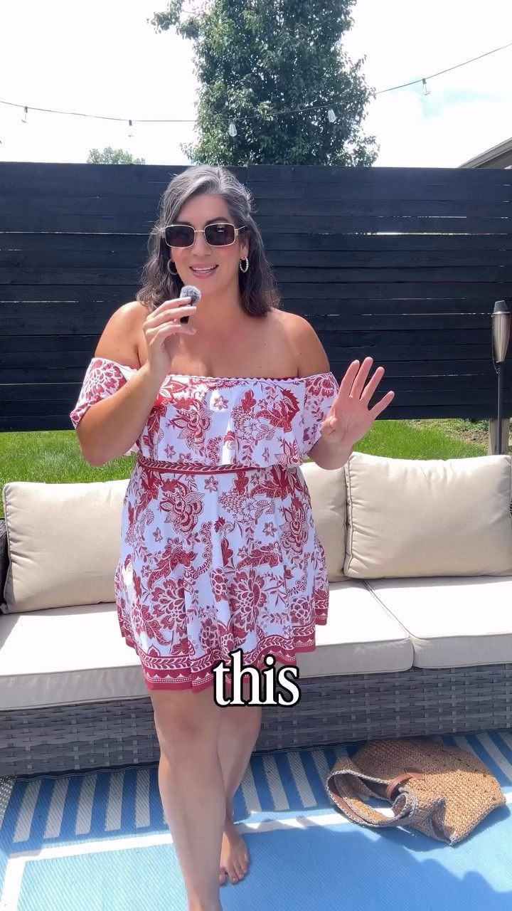 Yes it’s a swim suit! It has pockets and it ties down when you’re in the water. Brilliant ✨👌🏽 

Follow @nicholebabinec for more mid to plus size fashion inspiration

#LTKSwim #LTKMidsize #LTKPlusSize