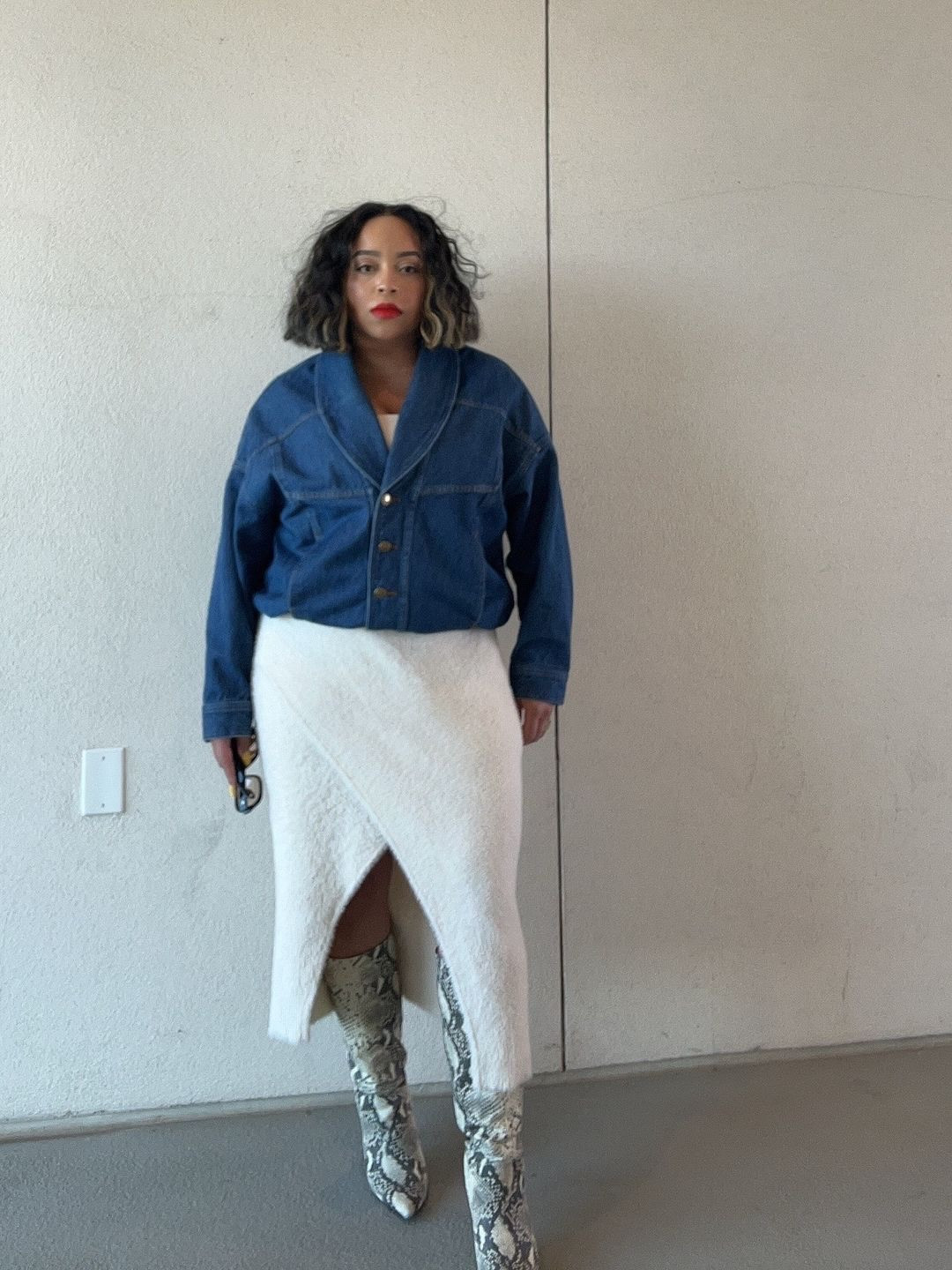 “Trends aren’t designed for your body or your lifestyle. Personal style is about choosing what supports you — not what’s popular.”

#StyleConfidence
#HowToDress
#PersonalStyle
#ConfidenceTips
#WomenSupportingWomen



#LTKootd
