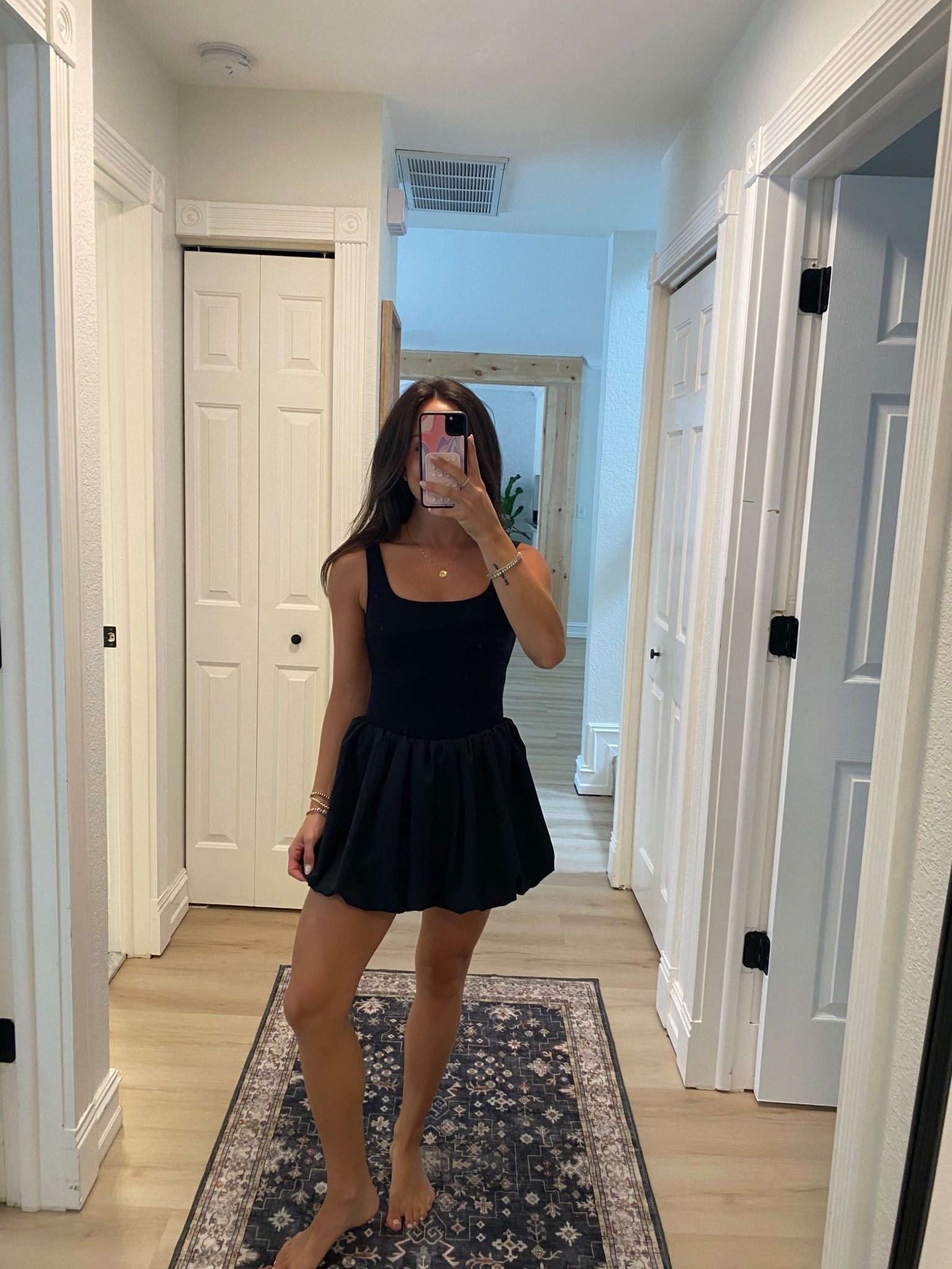 Bubble hem dress, bubble skirt, athletic dress, outfit inspo 

#LTKActive #LTKFindsUnder100 #LTKSeasonal