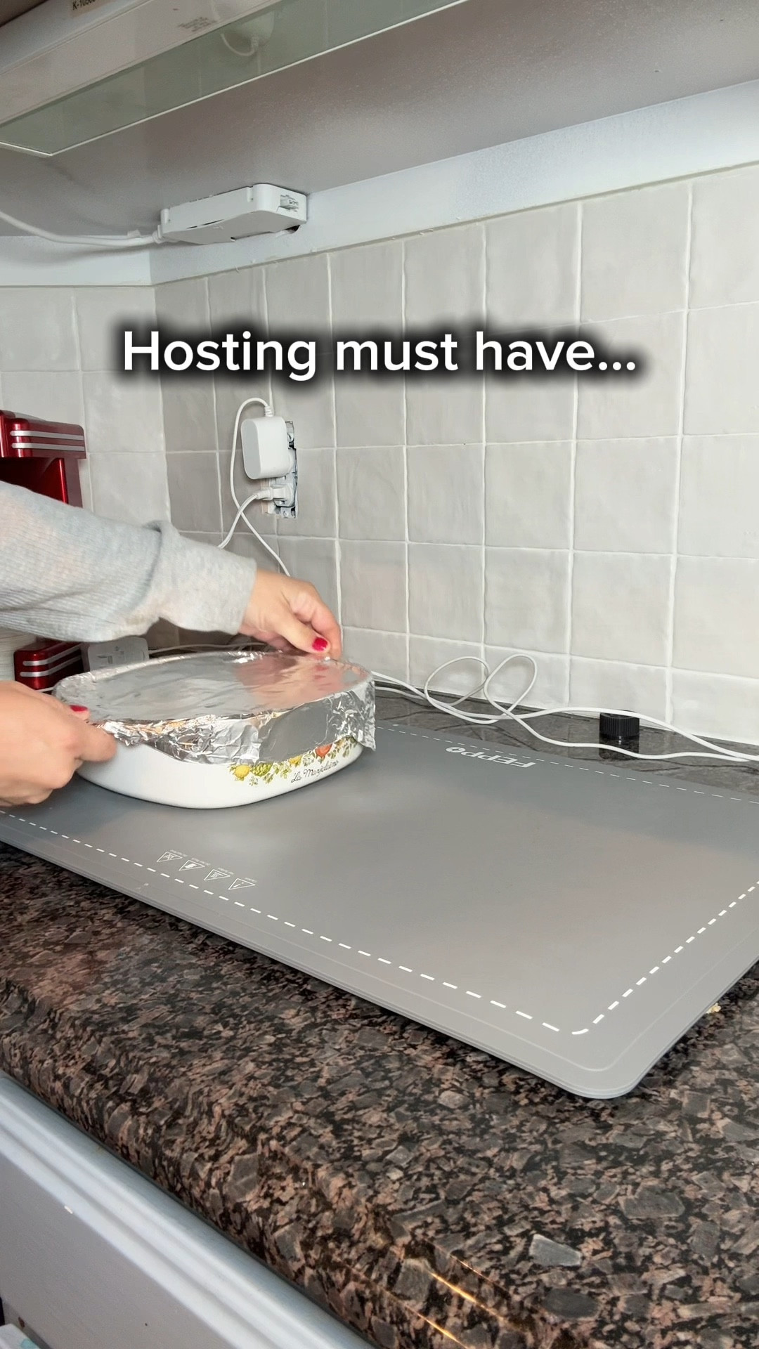 This food warming mat came in so handy today for Thanksgiving dinner!

Hosting finds
Holiday entertaining
Amazon finds

#LTKHome #LTKfoodie #LTKHoliday