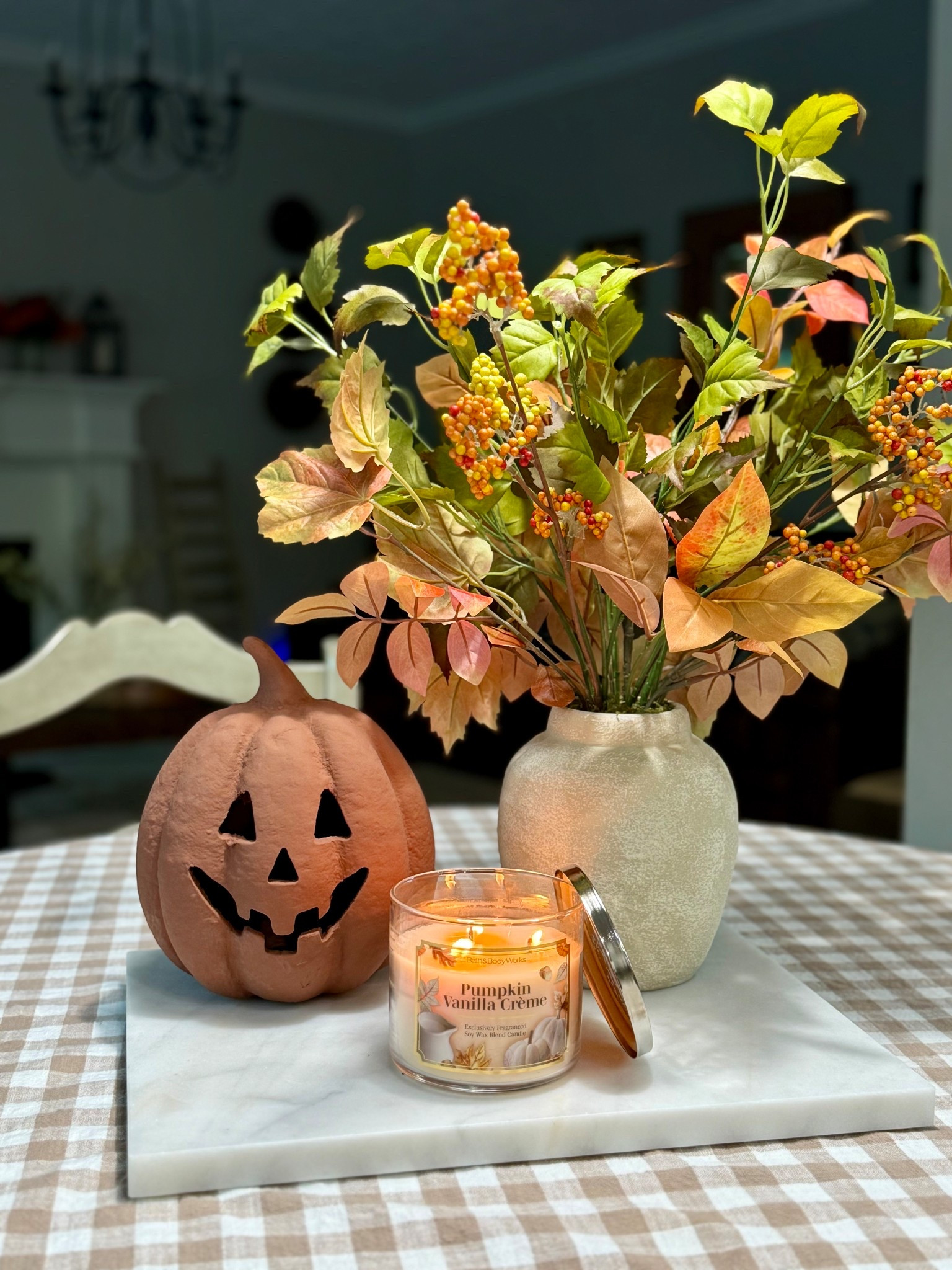 🎃🍂 Fall vibes in full swing over here! Cozy candle glow + a little pumpkin magic = instant autumn. Linking my fave finds for this setup so you can snag them too! 🕯️✨
#ShopWithBeccaFritz #LTKhome #LTKseasonal


#LTKHome #LTKSaleAlert #LTKSeasonal