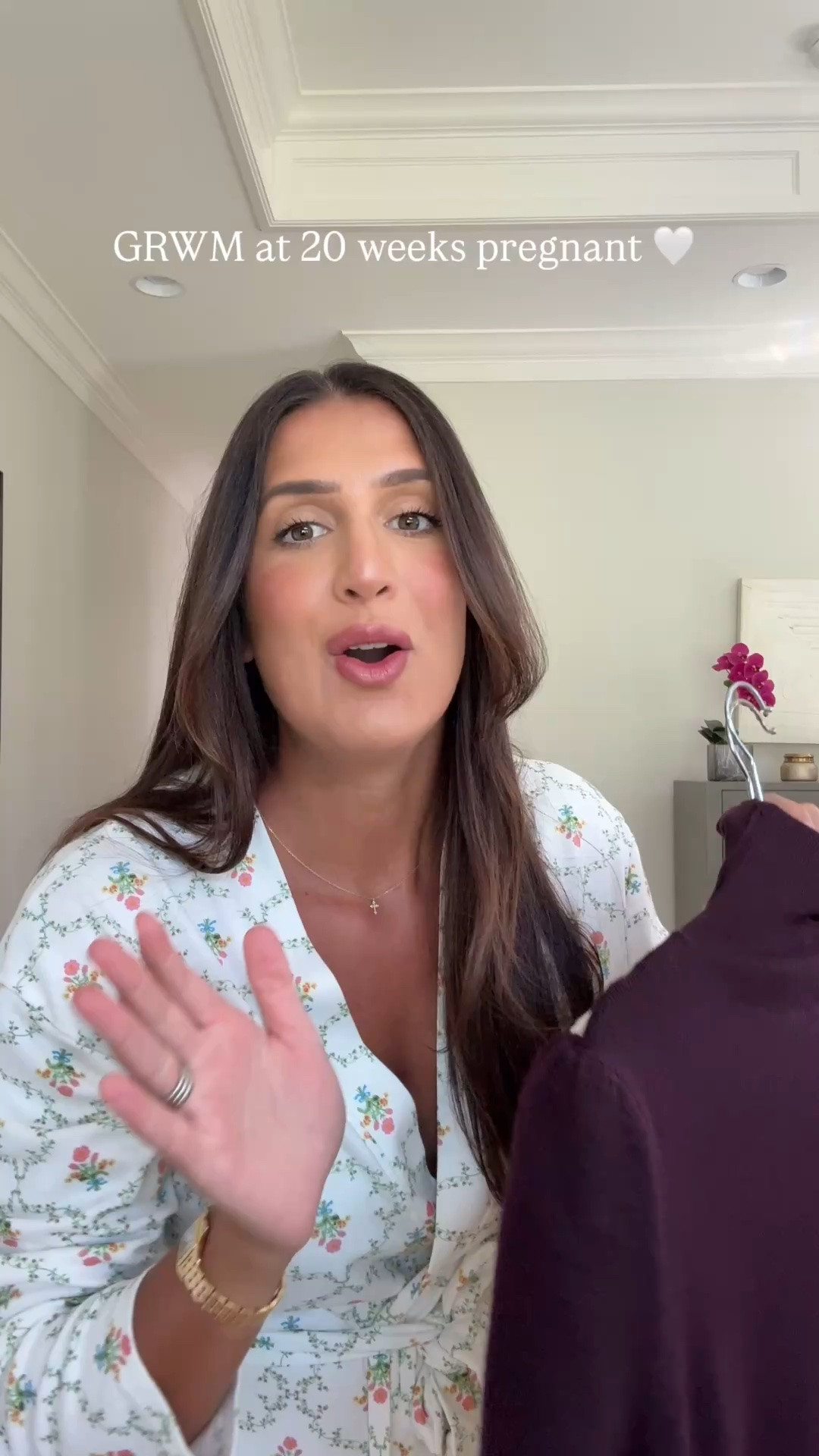 GRWM at 20 weeks pregnant with @tuckernuck! So many perfect fall new arrivals that is getting me so excited for cooler temps. #tuckernuckpartner