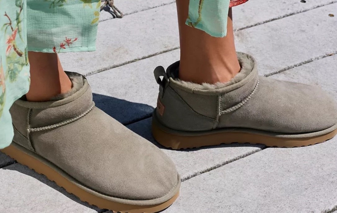 UGG sale 

#LTKCyberWeek #LTKootd #LTKHoliday