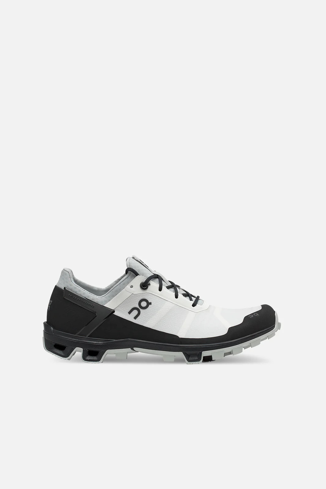 On Running Cloudventure Peak in White/Black Bandier | Bandier