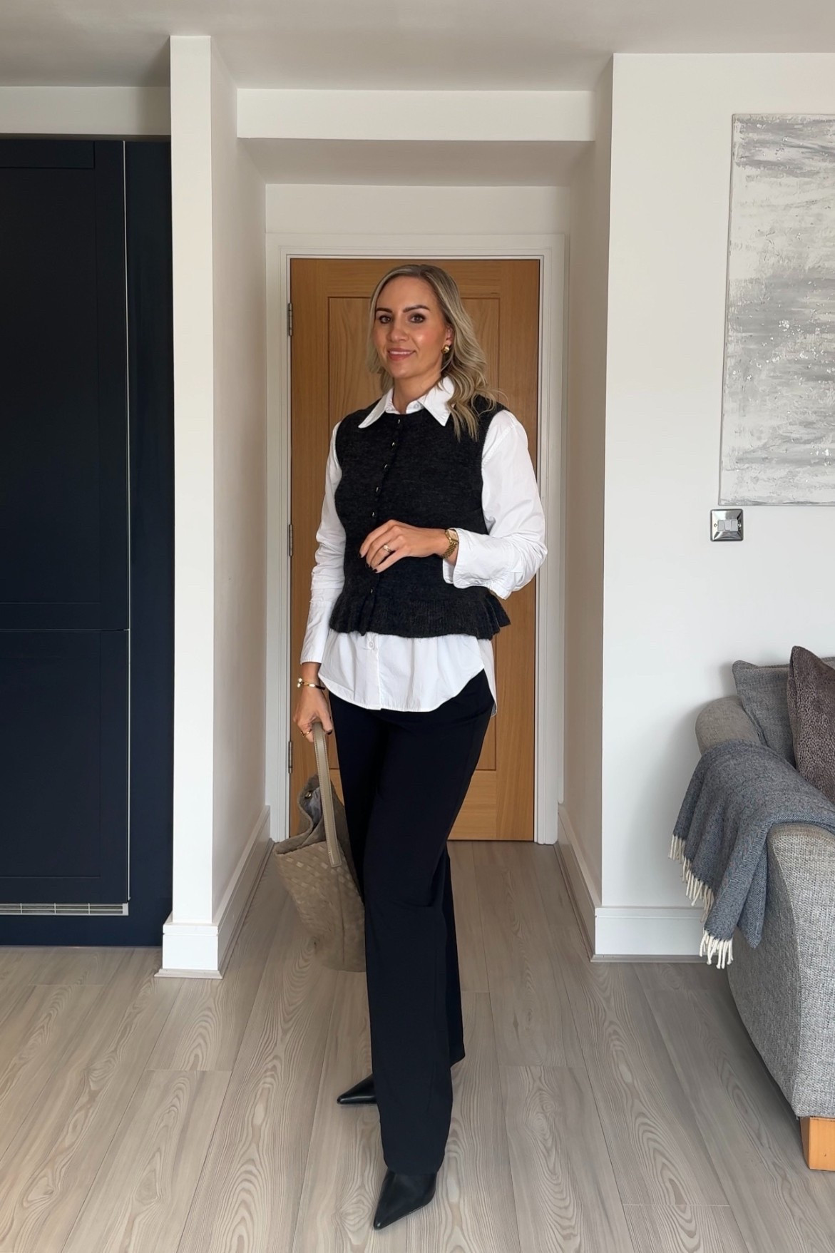 An office outfit inspired by The Devil Wears Prada 🫶🏼

I wear a size small in the knitted vest 

#LTKFashionMonth #LTKspring #LTKworkwear