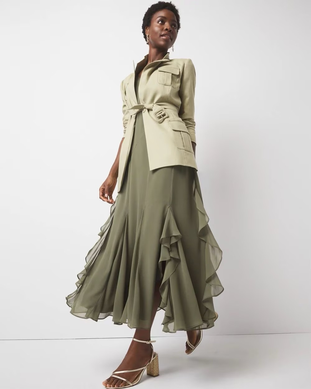Looking for dresses that work anytime, from day to night? WHBM has you covered with effortlessly chic styles perfect for brunch, meetings, or your next evening event.