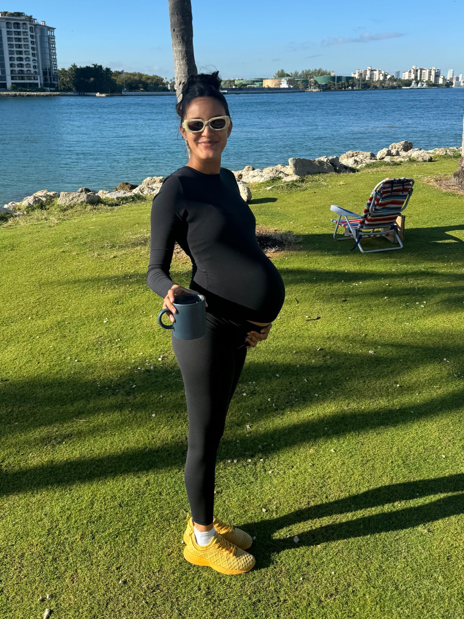 Best bump friendly workout brand!! CRZ yoga 

#LTKFindsUnder50 #LTKCyberWeek #LTKBump