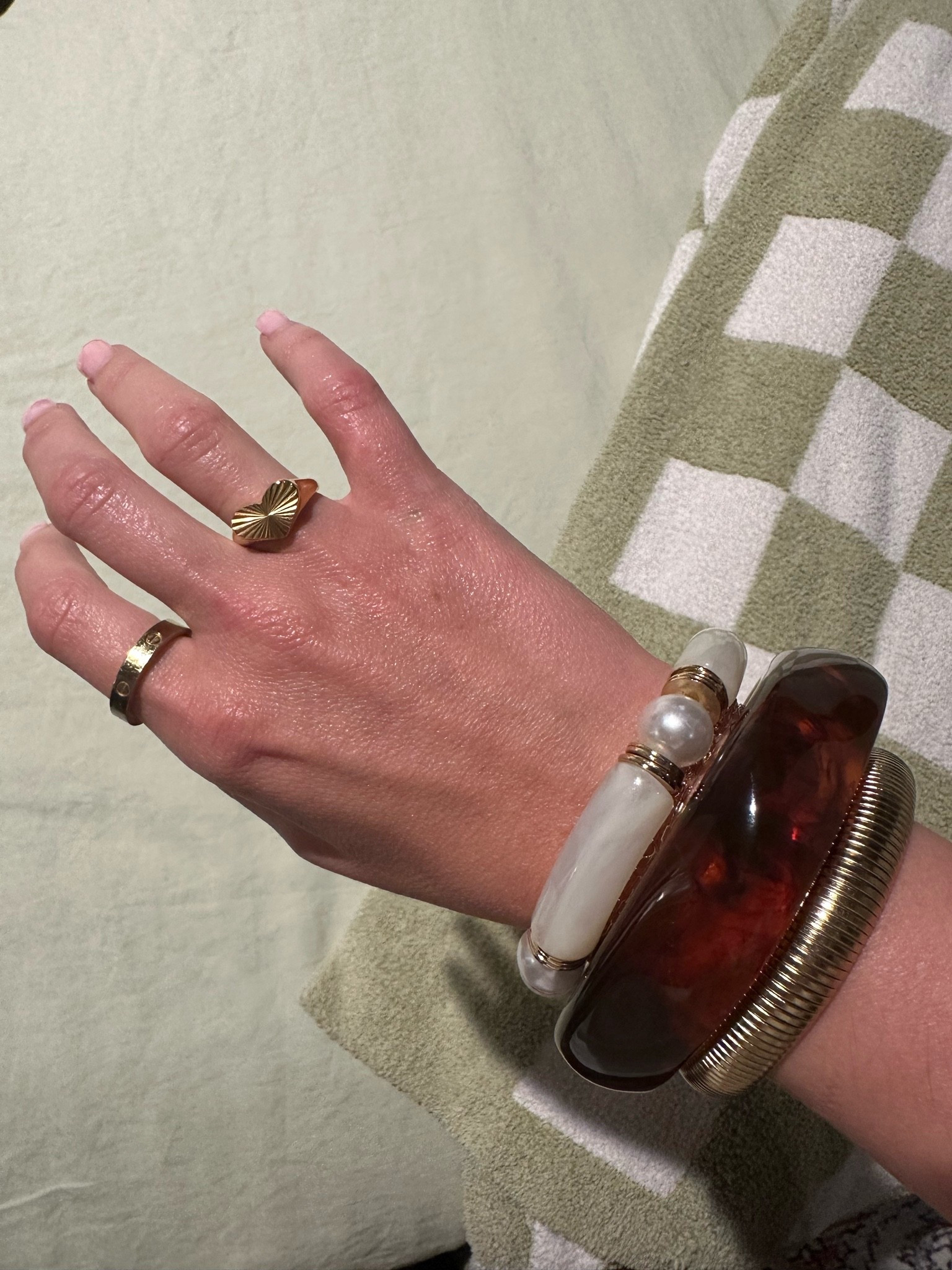My jewelry stack today!! 😊🤎

#LTKgrwm #LTKootd #LTKWorkwear