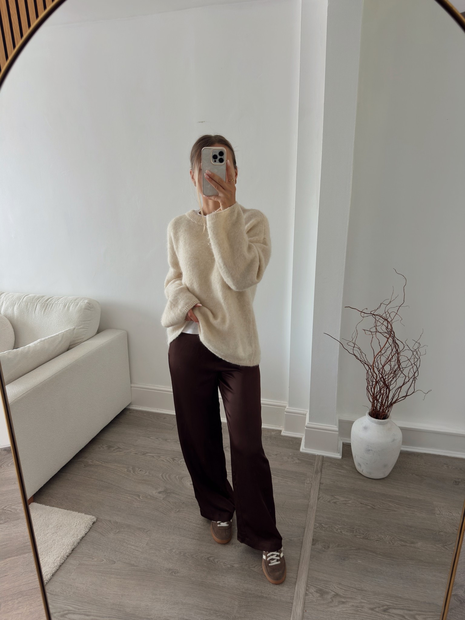 Mohair + satin this autumn = cosy,but make it chic 🤎
Wearing these gorgeous satin trousers from ZARA 

#LTKautumn #LTKFashionMonth #LTKeurope