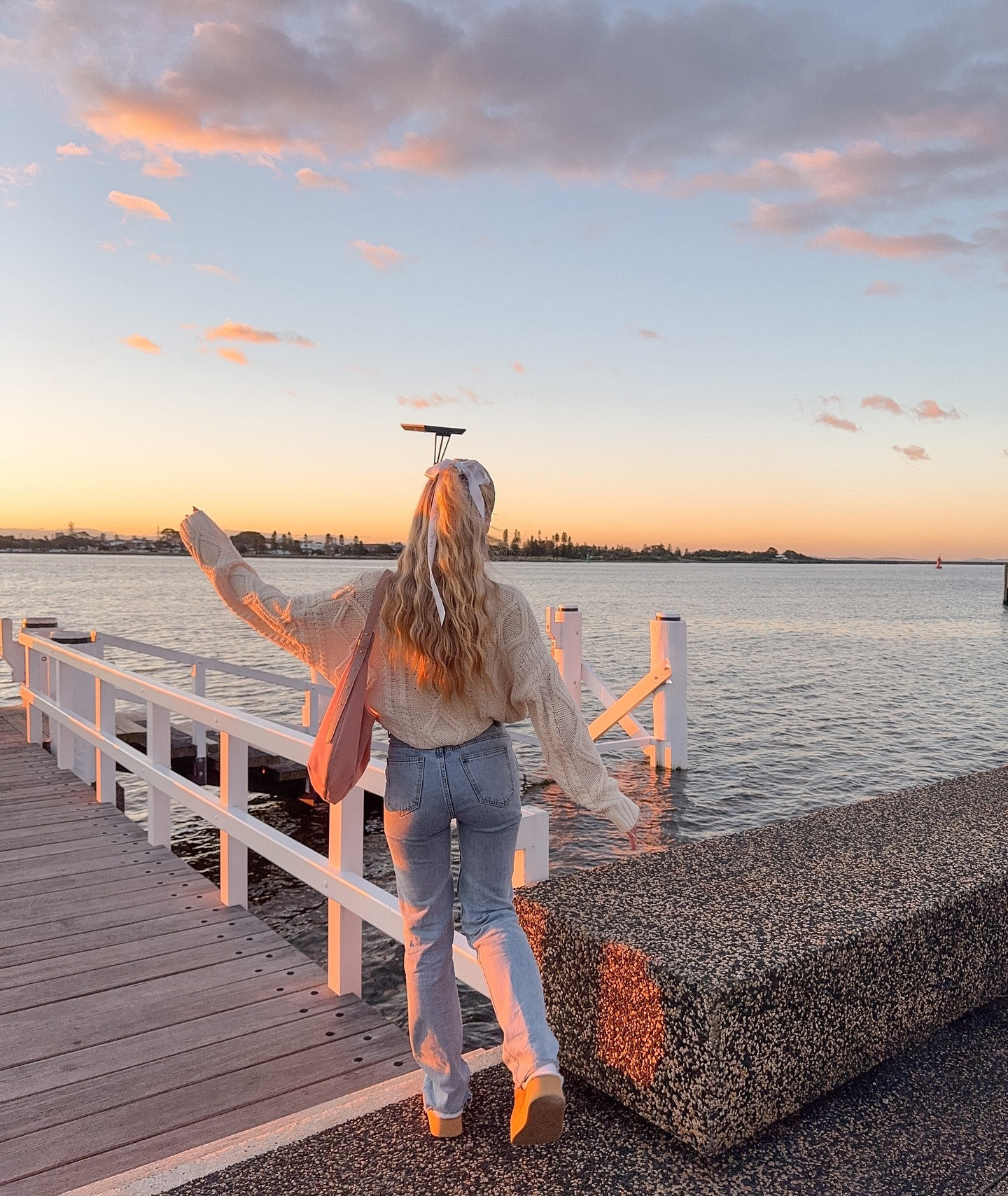 exact sweater & jeans are from whitefox (discount code SCARLETTWF for 15% off) 
BUT I have linked perfect & more affordable dupes below 🎀🤍✨ 

(cider jeans are THE best jeans - I own so many pairs - it’s also 20% off *everything* on cider rn!!!!!)