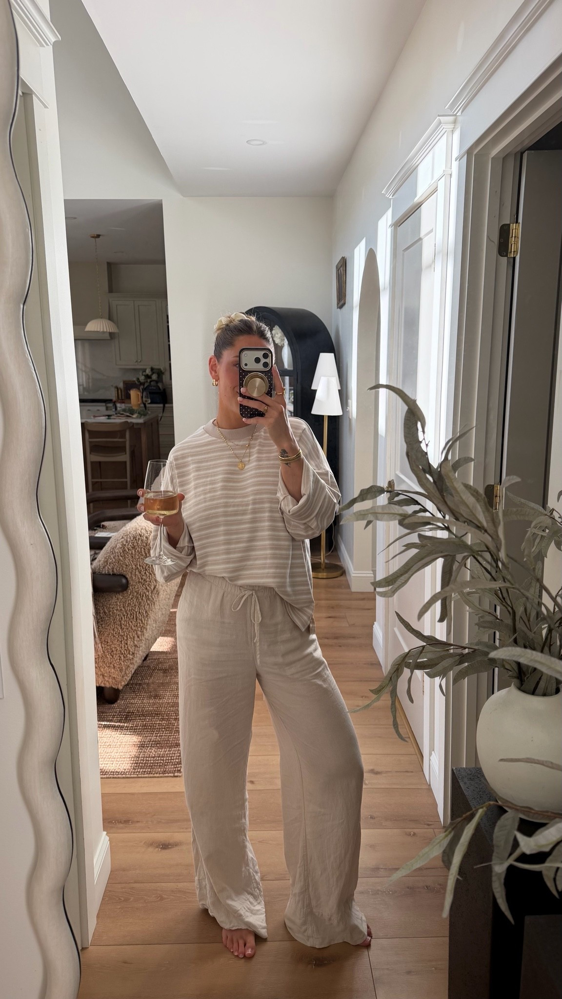 Little family game night comfy fit & a glass of wine🥂

#LTKootd #LTKmomlife