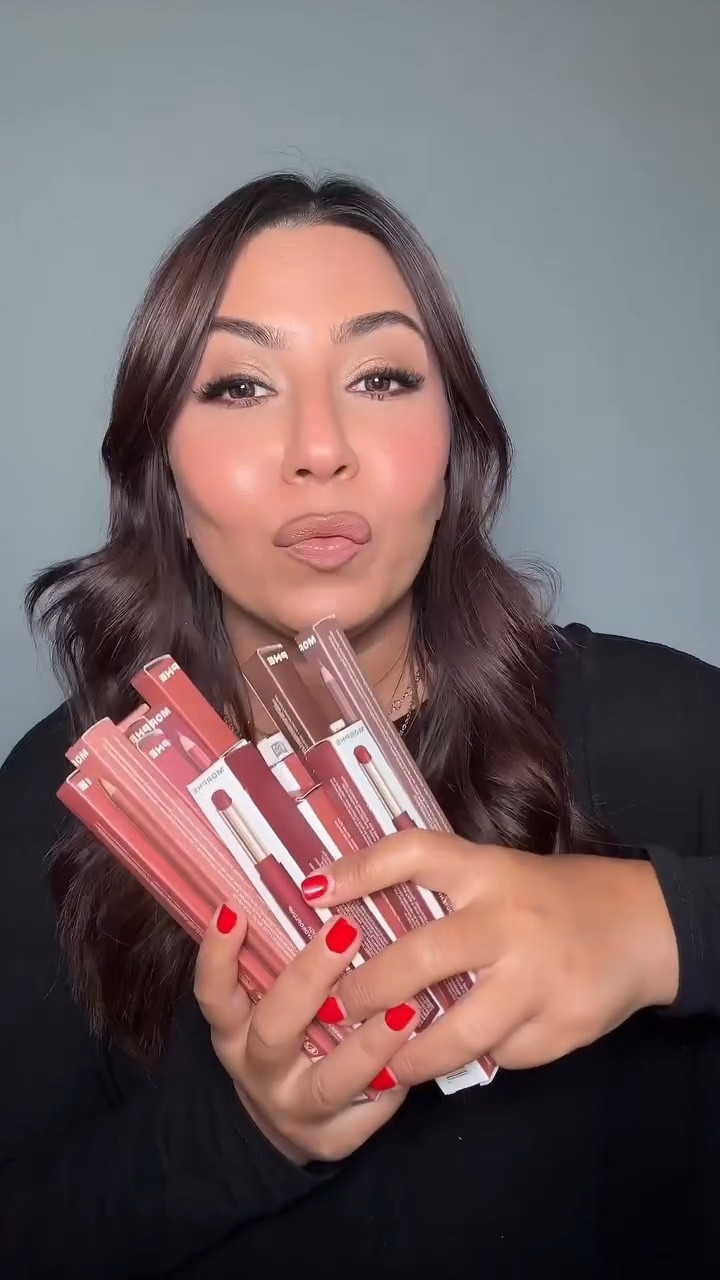 This Morphe lip launch? ICONIC. They devoured. 

The lip pencils are ONLY $7!! What are we thinking? 

#morphe #lipliner #makeup #beauty #dallasmakeupartist