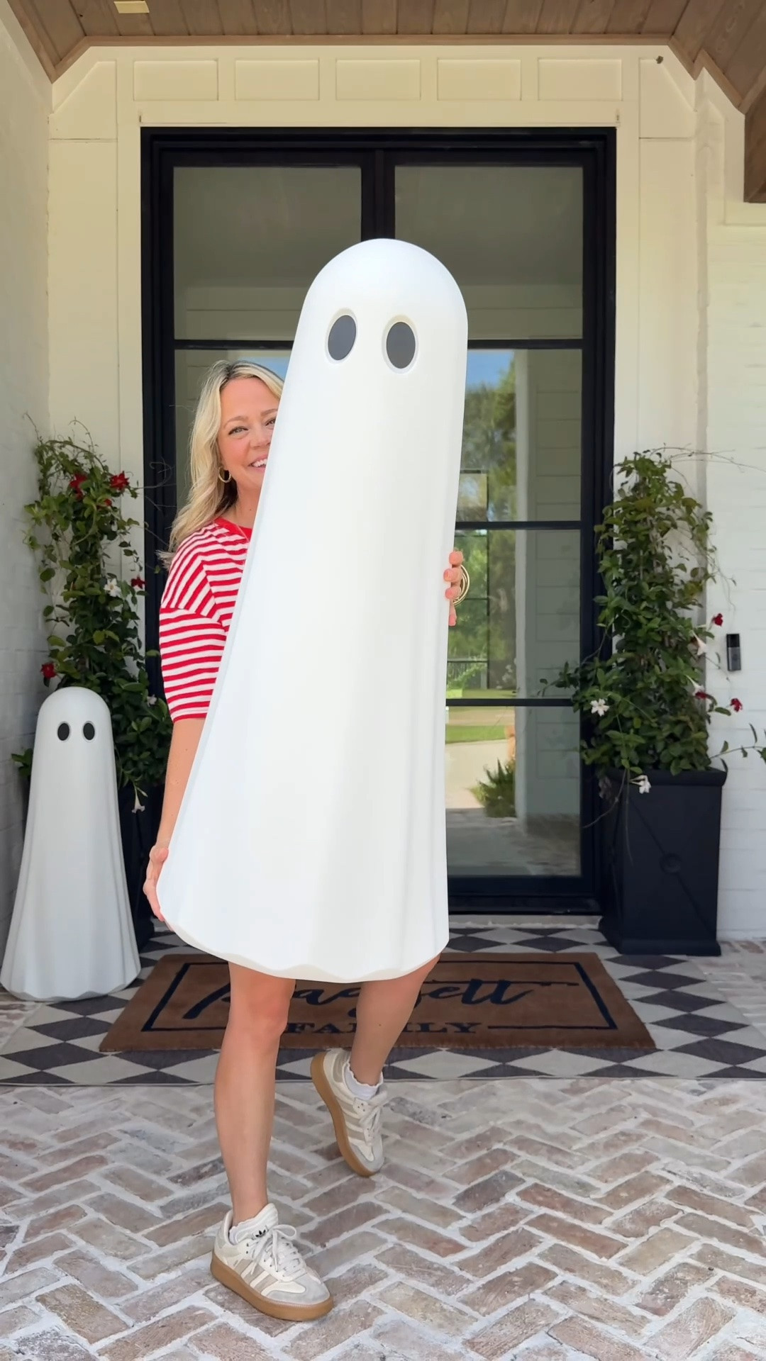 No assembly required Halloween decor! 

Front porch, fall, Halloween, fall decor, Halloween decorations, skeleton, ghost, spider, pumpkin, matching set, Amazon fashion, rug, outdoor rug, door doormat, fall porch, ￼

#LTKSeasonal #LTKHome #LTKdayinmylife