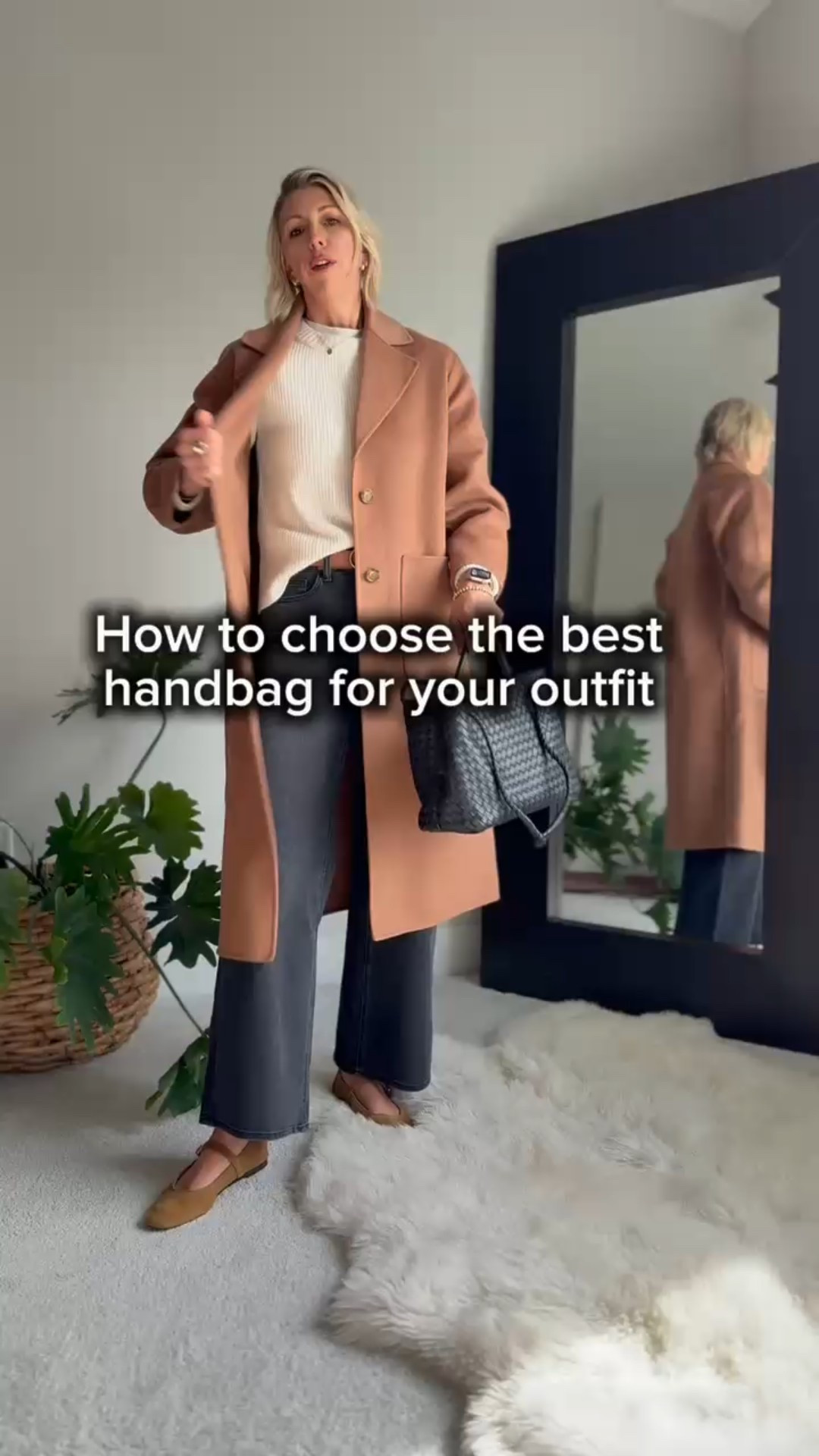 Choosing the right handbag!

#LTKootd #LTKSeasonal #LTKOver40