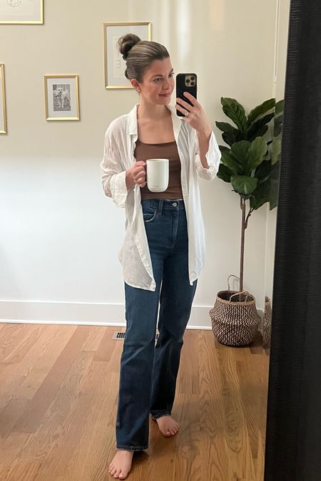 Casual mom outfit
wearing a 25S in the jeans (90s relaxed straight in dark)
wearing a medium in the tank
wearing a small in the linen button down


#LTKsalealert #LTKunder50 #LTKtravel