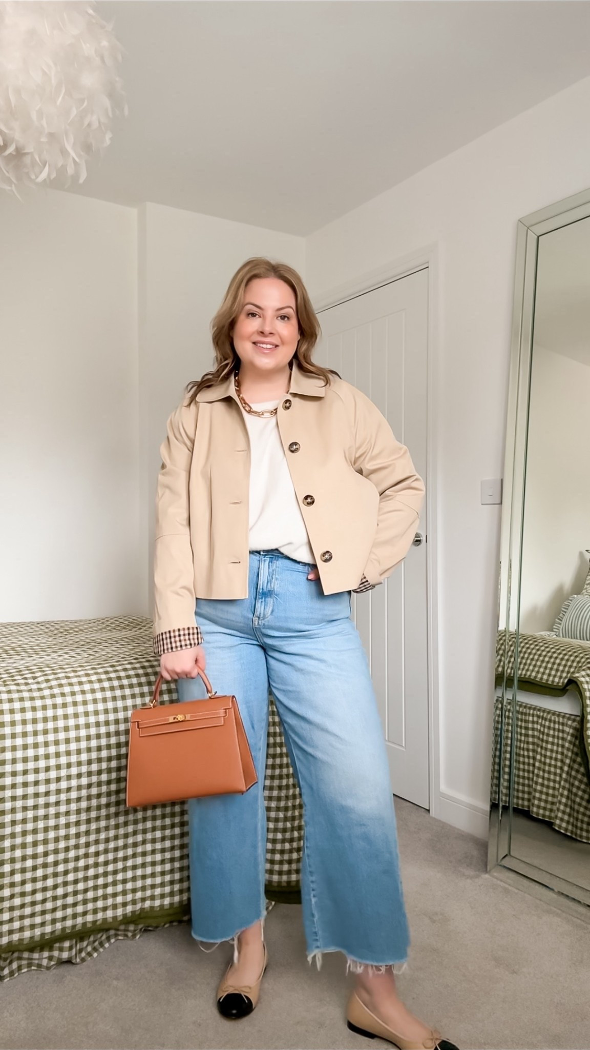 Spring outfit, short trench coat, cropped jeans 

#LTKSpringSale #LTKMidsize #LTKootd