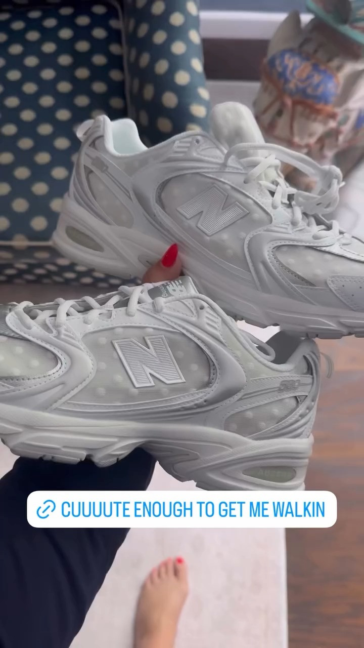 These new balances are cute enough to get me walking 

 