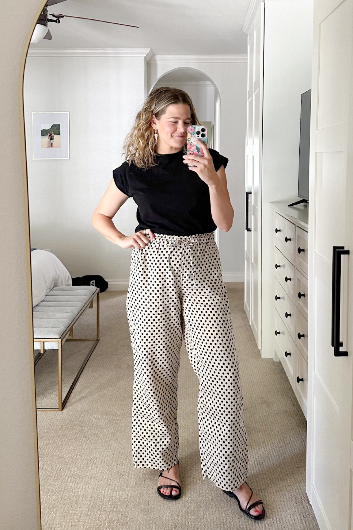 Fun linen pants is my theme for spring and summer🖤🤍

#LTKstyletip #LTKSeasonal #LTKfindsunder100
