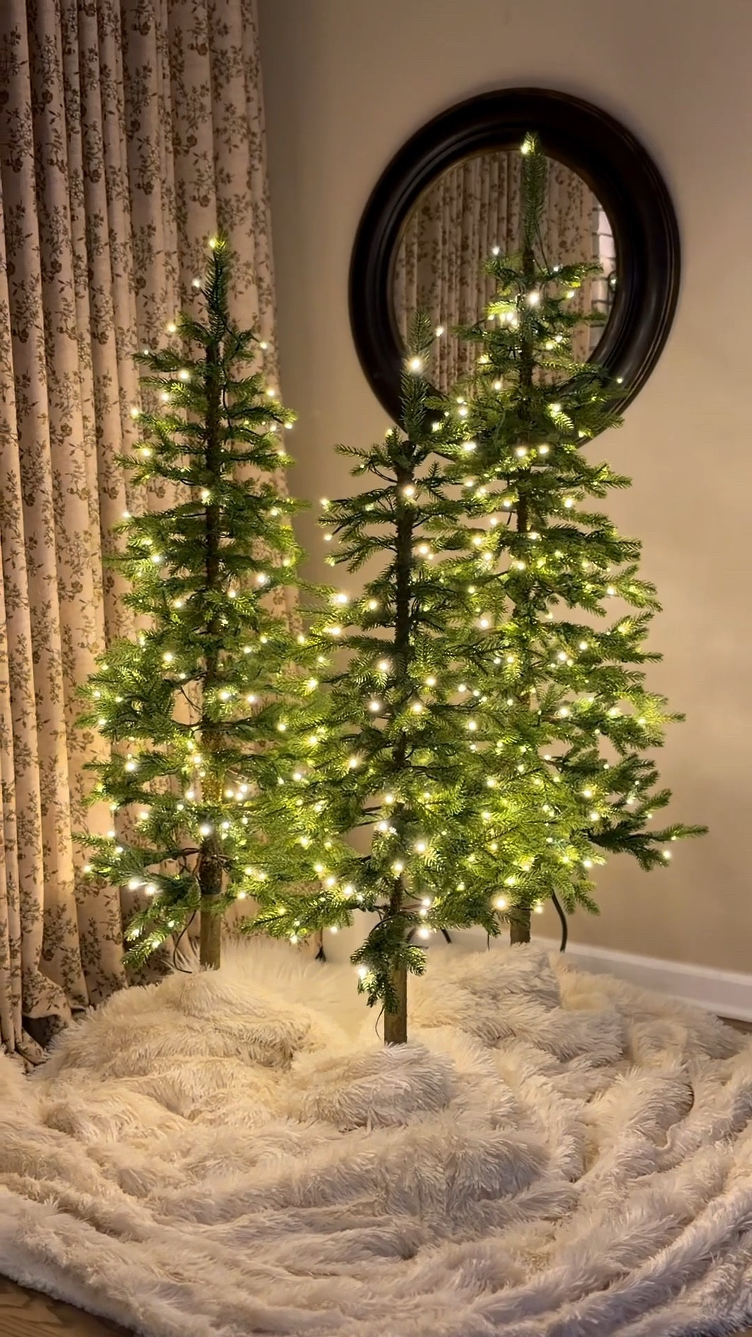 Set of three small trees! Christmas decor ideas

#LTKHome #LTKHoliday #LTKSaleAlert