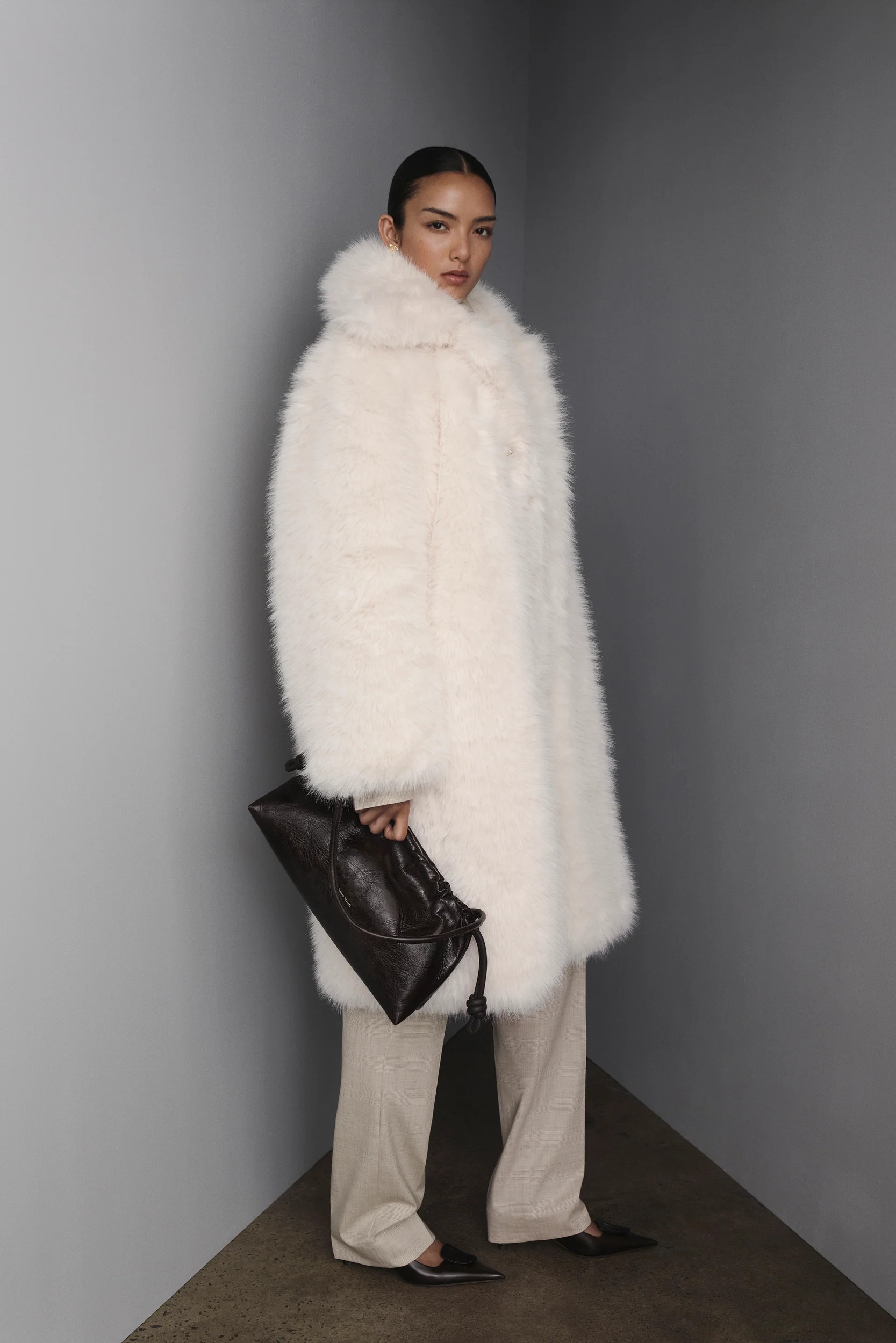 FAUX-FUR COAT - ALABASTER - Scanlan Theodore | Scanlan Theodore AU