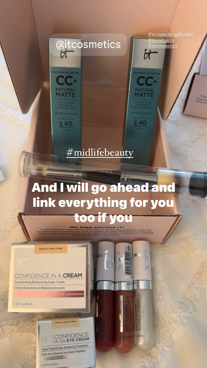 My latest It Cosmetics PR haul !  Fantastic products for skin of all ages.  
#cosmetics #skincare #agelessbeauty

#LTKBeauty #LTKOver40 #LTKFindsUnder100
