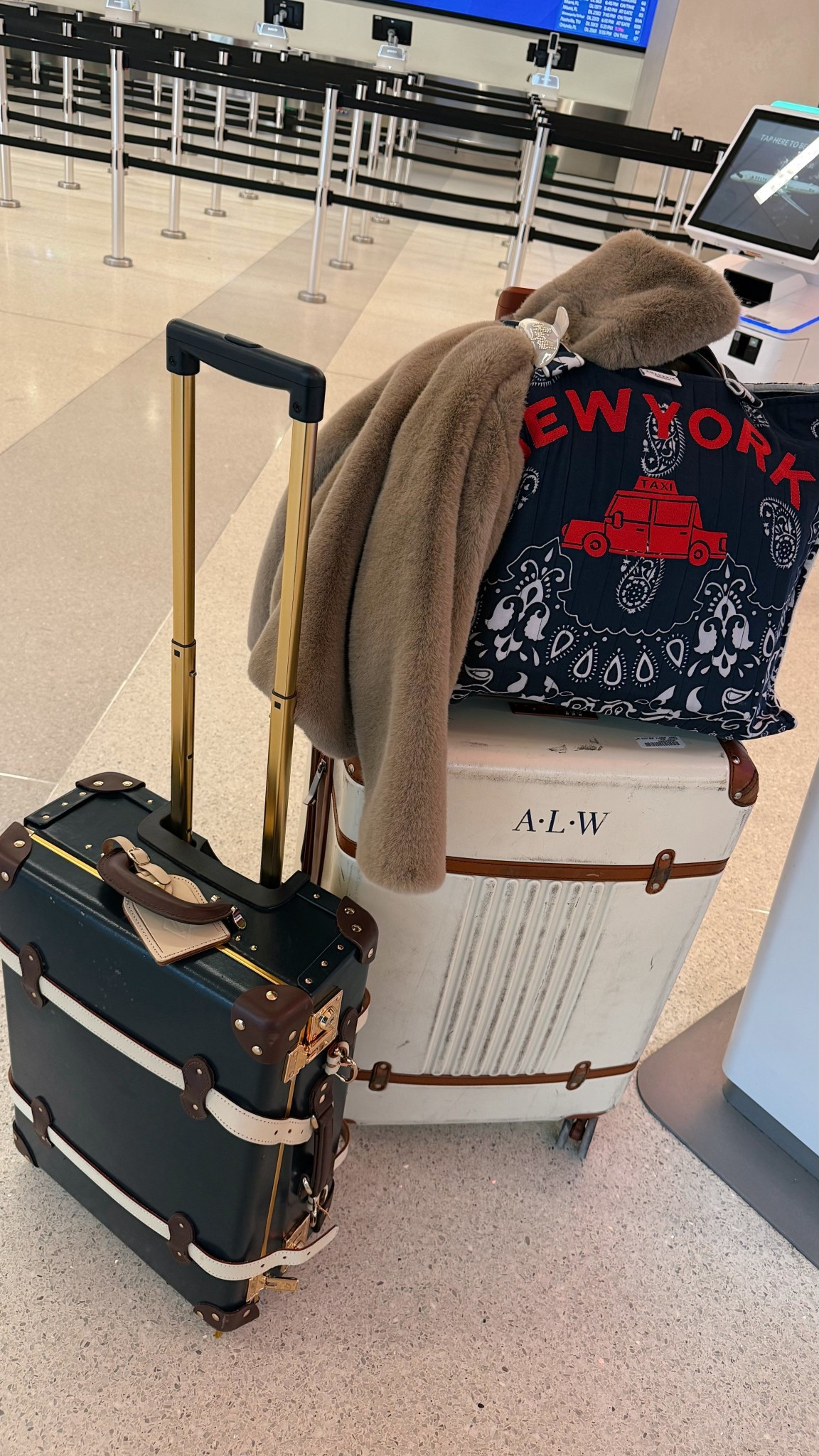 Back home before the blizzard 🤍