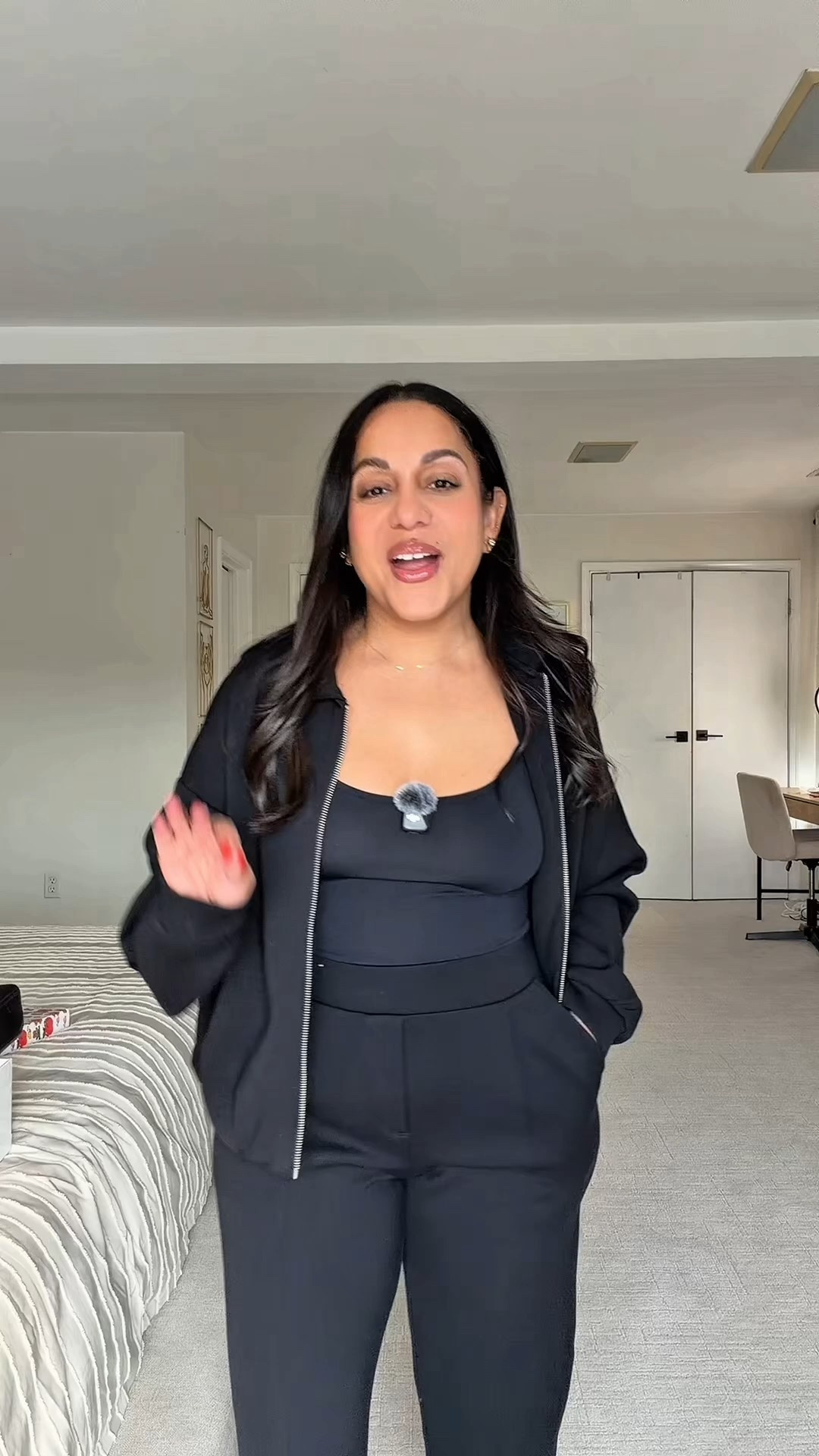 My Christmas list 

#LTKSeasonal #LTKOver40 #LTKSaleAlert