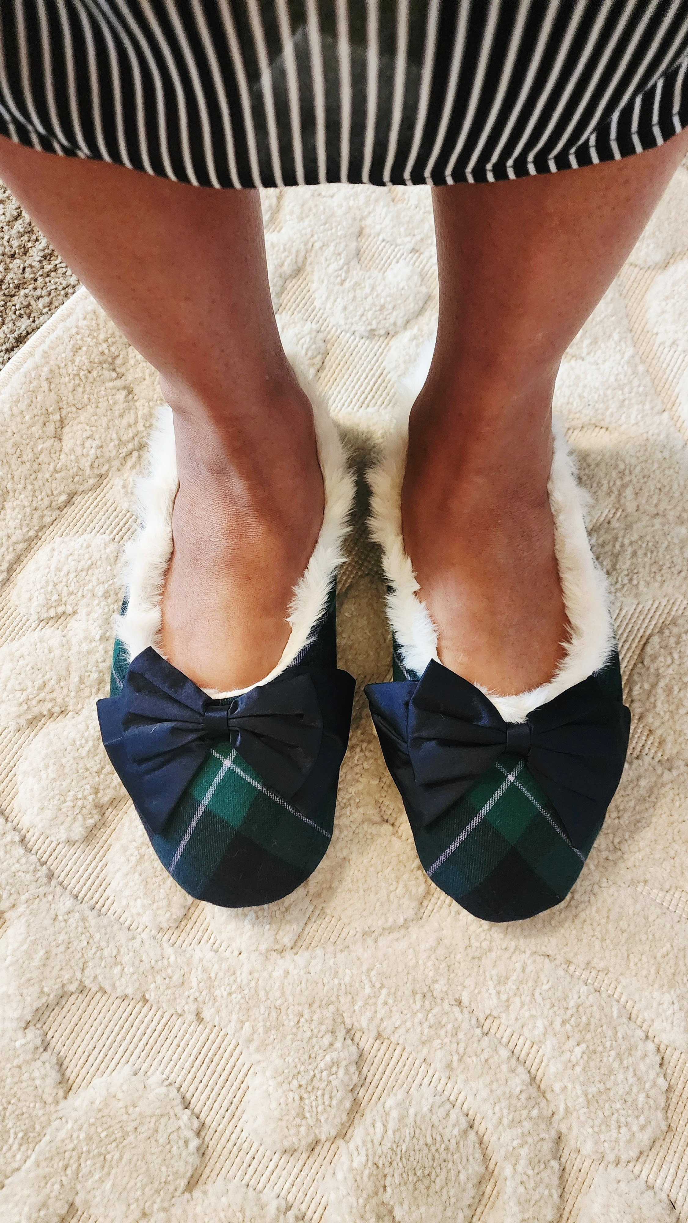 Christmas slippers! Yes please!

#LTKHoliday #LTKselfcare #LTKFindsUnder50