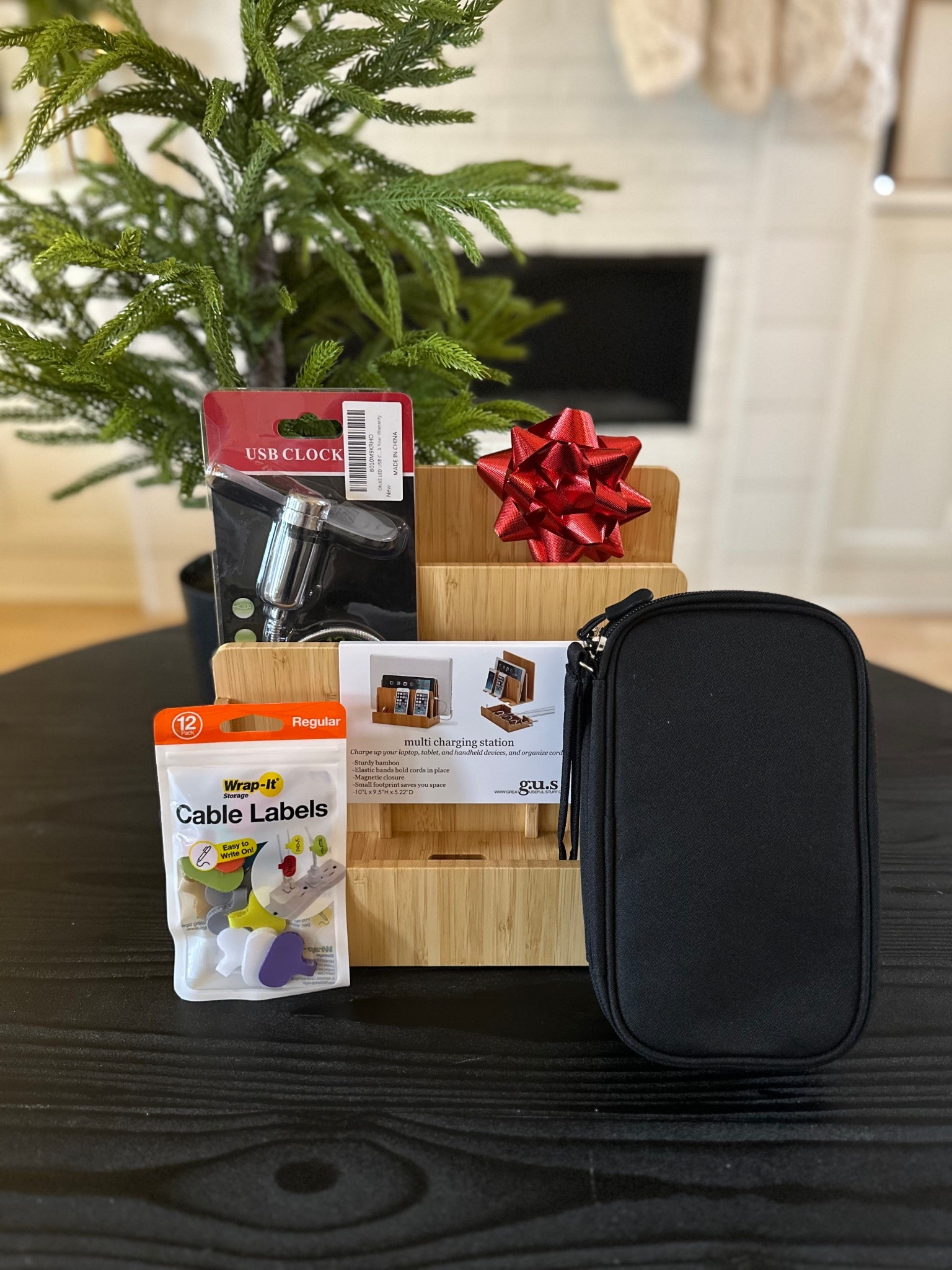 Day 2 of our 12 Day Gift Guide is for the Tech Wizard: cable-taming, gadget-loving, clutter-free magic included.

🎁 Comment GIFTS for the links! 

#LTKHoliday #LTKSeasonal #LTKGiftGuide