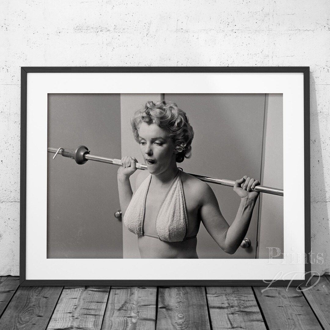 Marilyn Monroe At The Gym | Marilyn Monroe Wall Art Prints | Etsy (US)