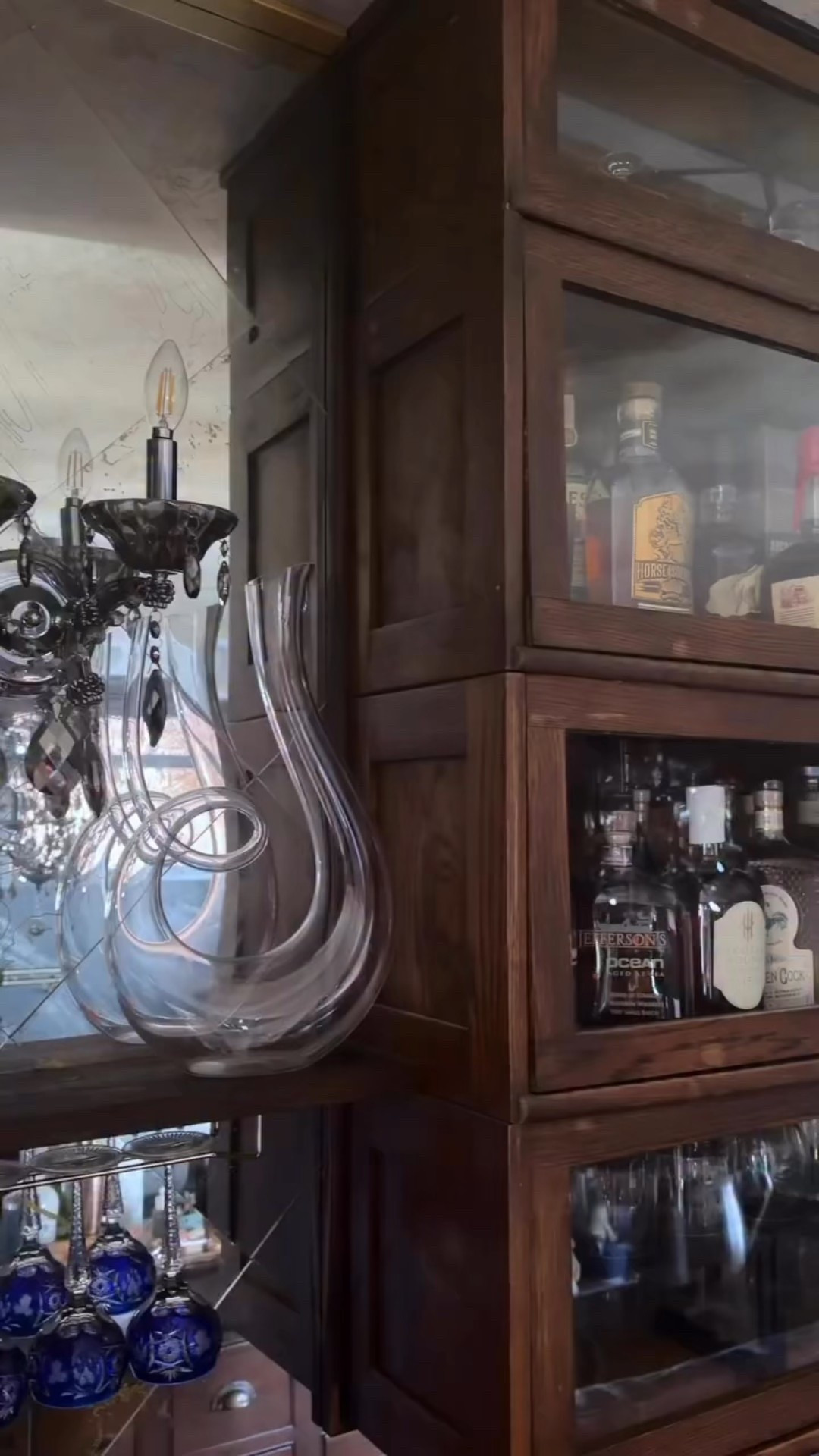 Soft backlit LED strips that add warmth and depth to a bar space. Hidden from view but doing all the work, they create atmosphere, highlight shelving, and make every bottle glow just right.

#CallSignDesign #Vintage #Luxury #InteriorDesign #InteriorDecorating #Elegance #Chandelier #OldWorldCharm #DesignStyle #CastleCore #OldWorldCharm  #SimpleSwaps