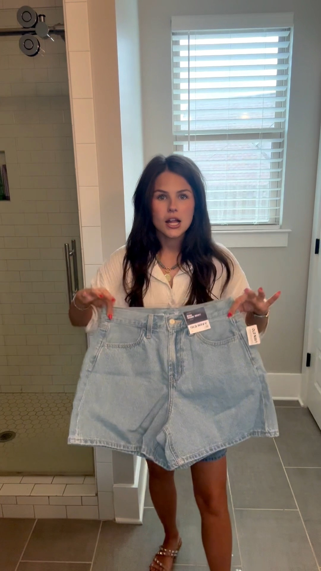 The shorts I keep reaching for 🤍 These Old Navy Wow Baggy Jean Shorts are the perfect mix of comfy, trendy, and flattering. The relaxed fit gives that effortless cool-girl vibe while still being mom-life approved 🙌🏼 I’ve been styling them with everything from basic tanks to oversized button-downs. Trust me—you need these in your summer wardrobe! ☀️✨

#LTKStyle #LTKFinds #OldNavyStyle #JeanShorts #SummerStyle #MomStyle #CasualChic

#LTKootd #LTKPetite #LTKmomlife