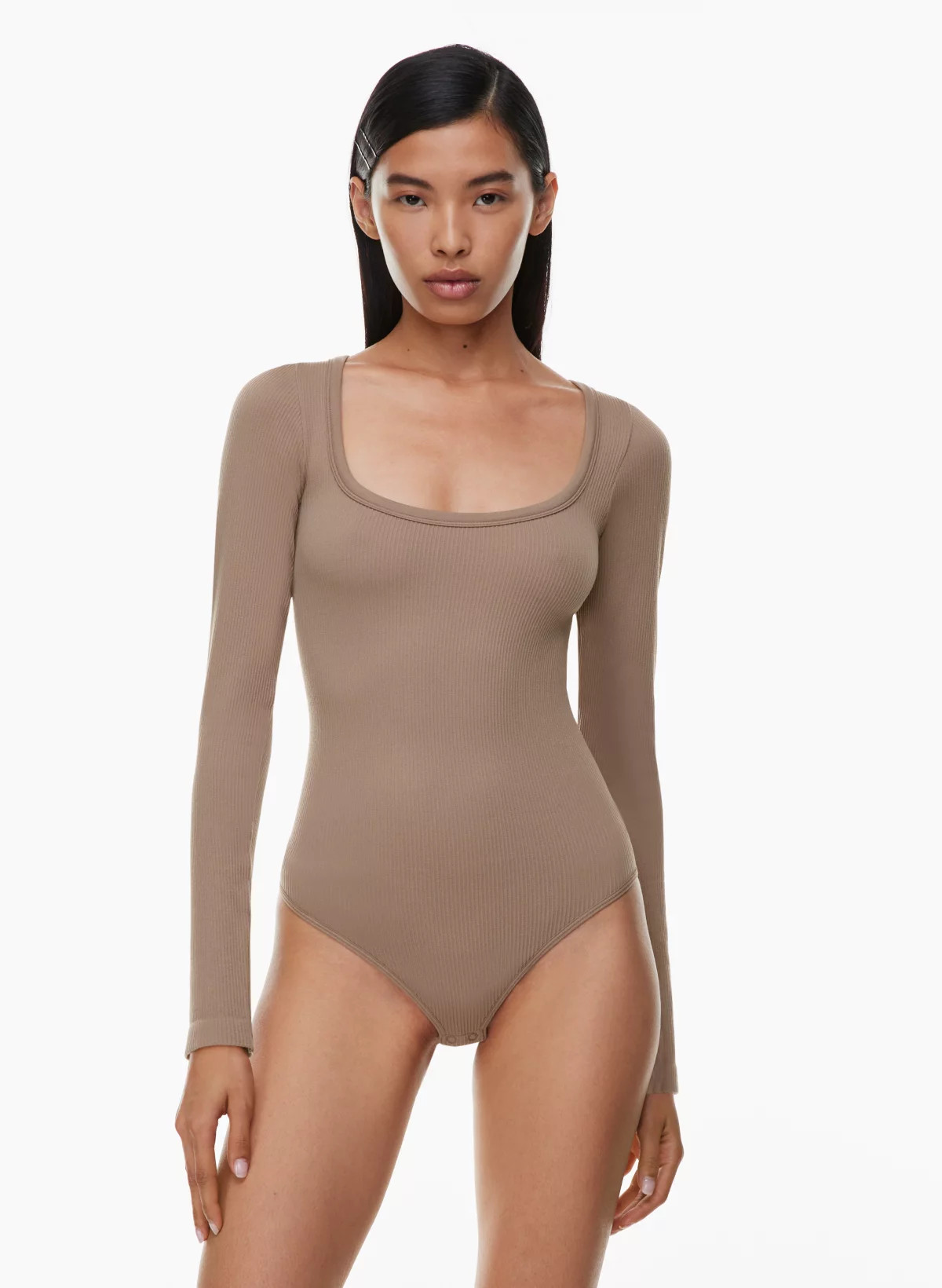 SINCHSEAMLESS™ RIB SCOOP LONGSLEEVE BODYSUIT | Aritzia