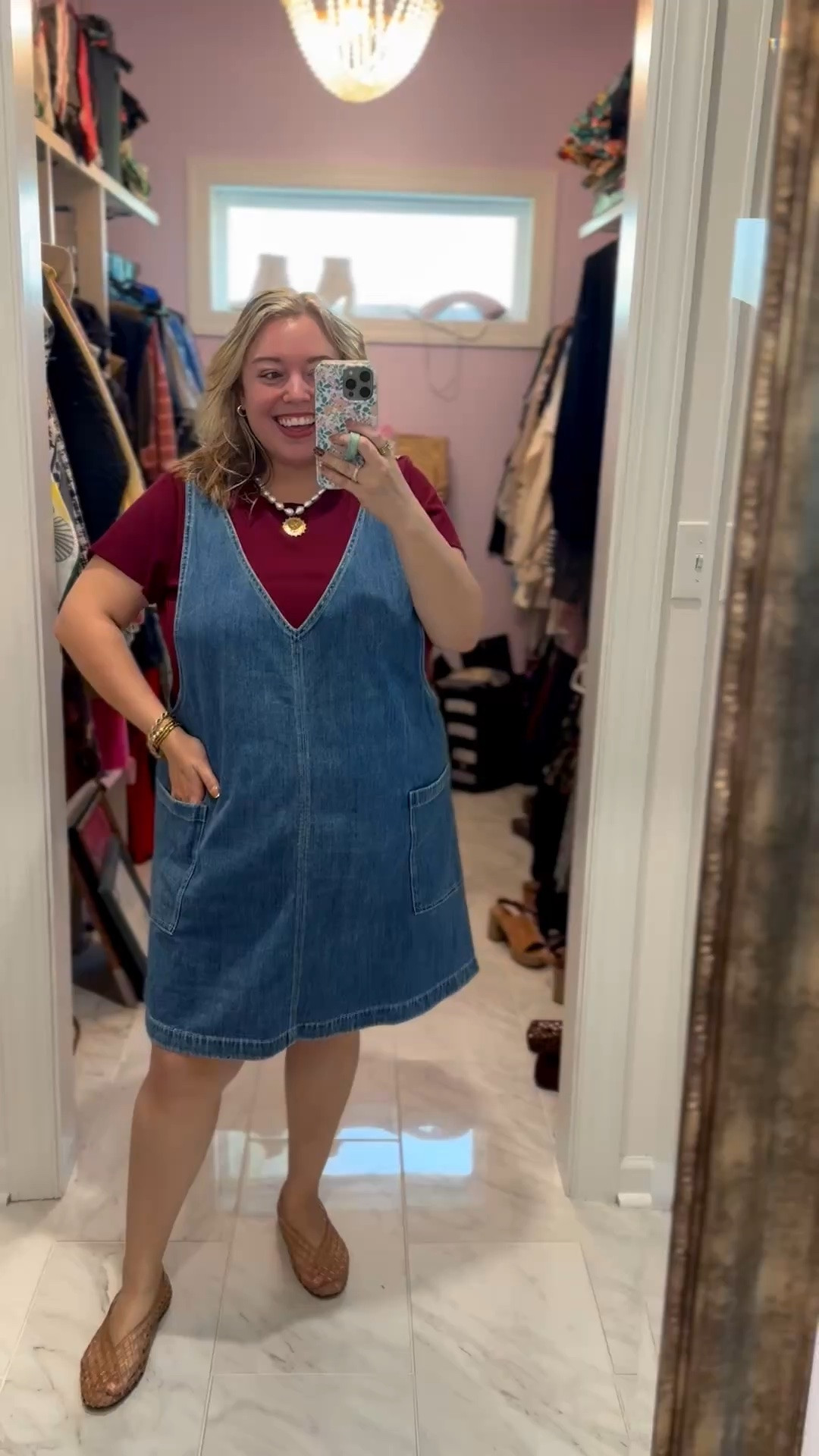 The cutest little fit! I love this denim jumper dress from aerie. I’m in the XXL and it’s on sale for just $35!!

#LTKSaleAlert #LTKootd #LTKPlusSize
