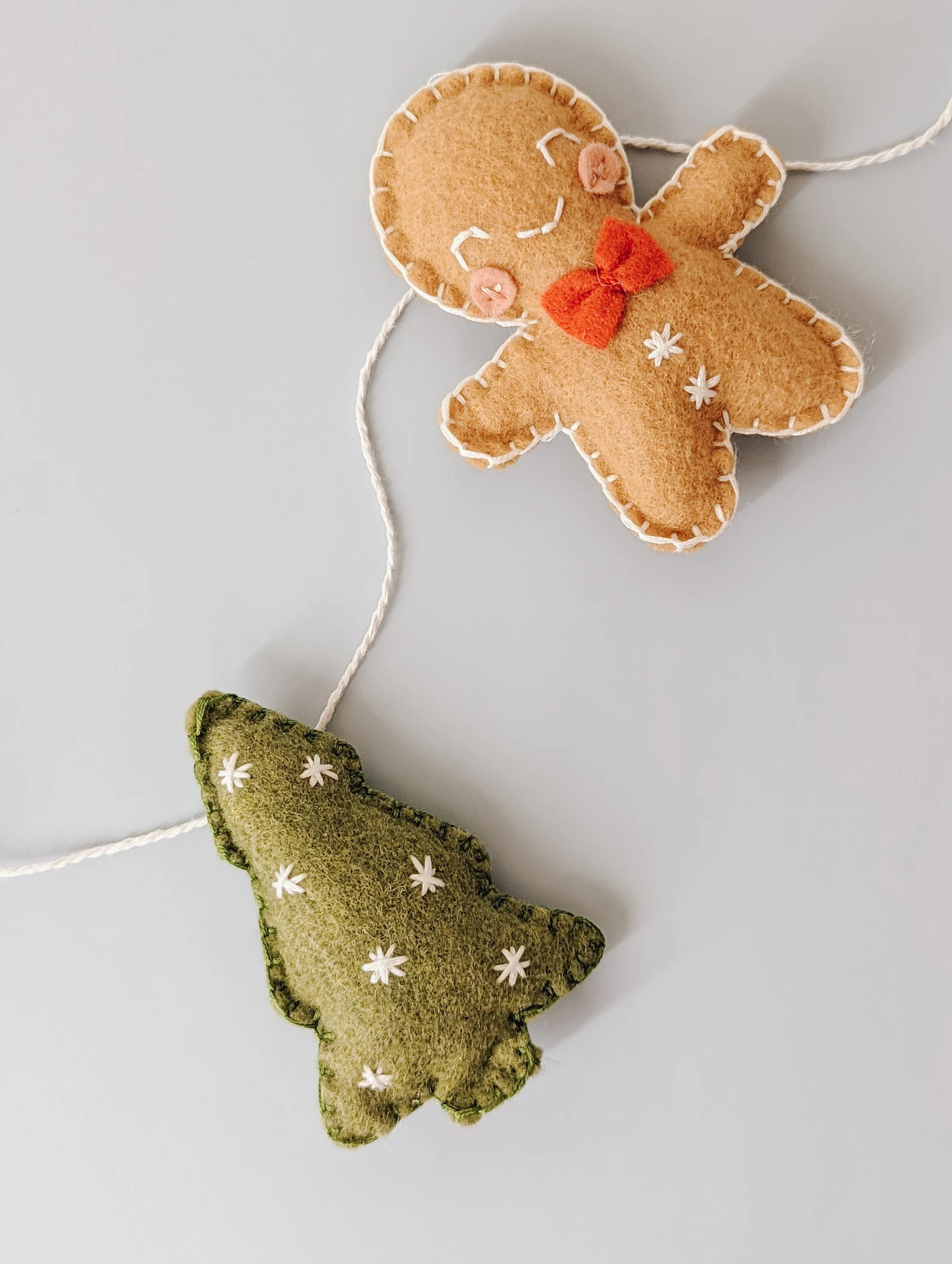 Felt Gingerbread Man and Pine tree Garland | Xmas Decoration | Christmas Garland | Bunting | Kid'... | Etsy (US)