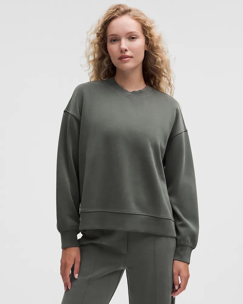 Women's | lululemon Softstreme Oversized Crewneck Pullover | Fleet Feet