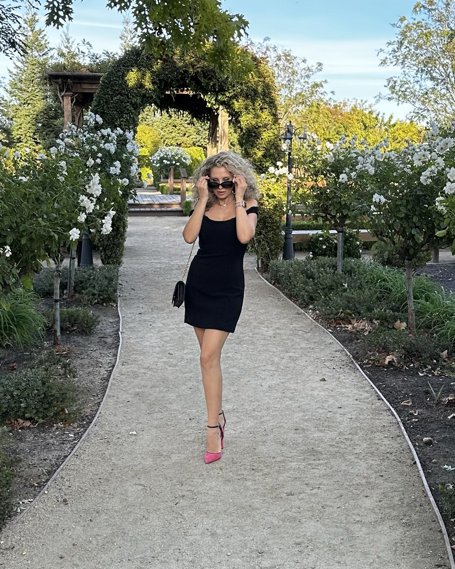 Little black dress 🤍 

#LTKWedding #LTKStyleTip #LTKParties