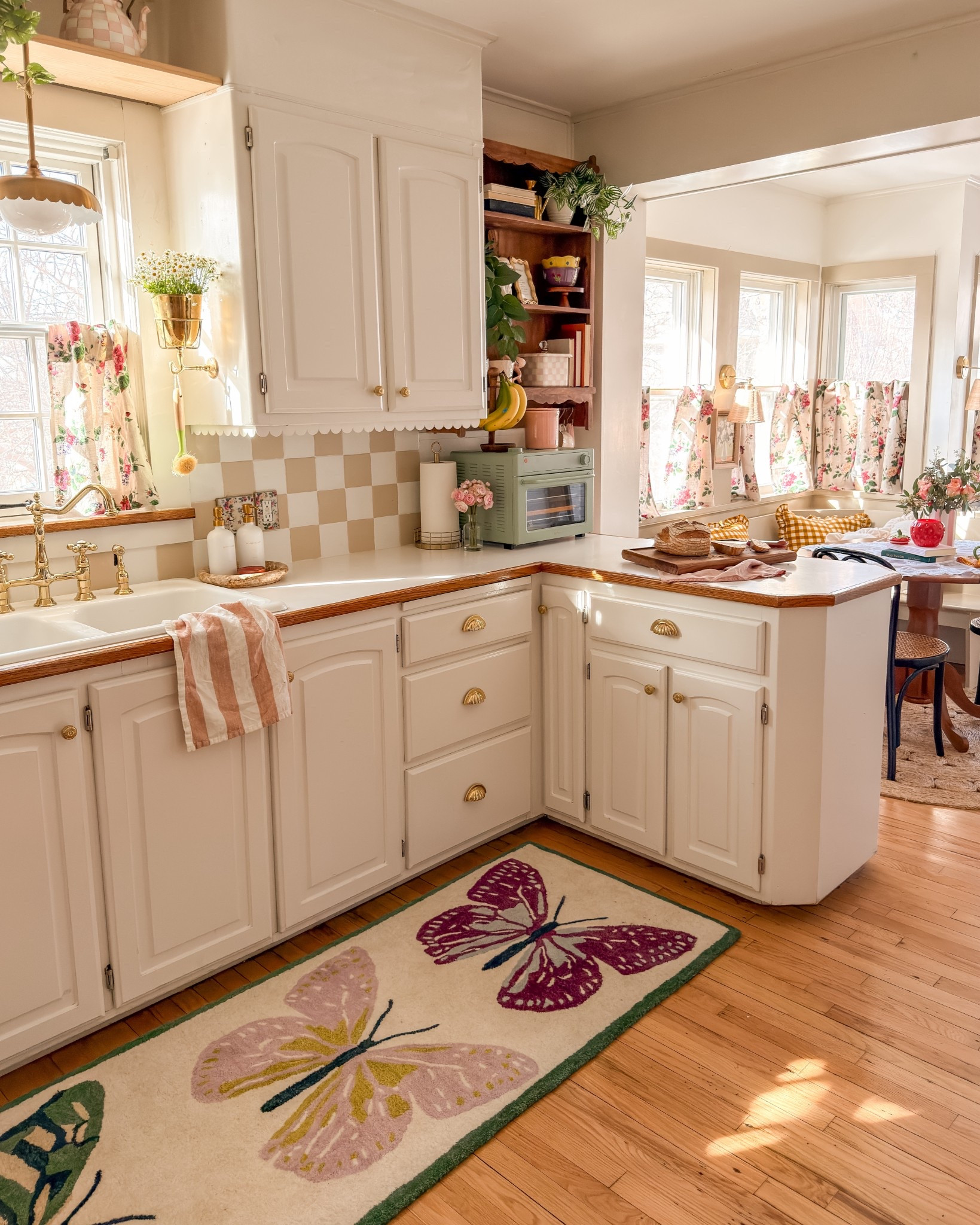 Cheap & easy kitchen updates!