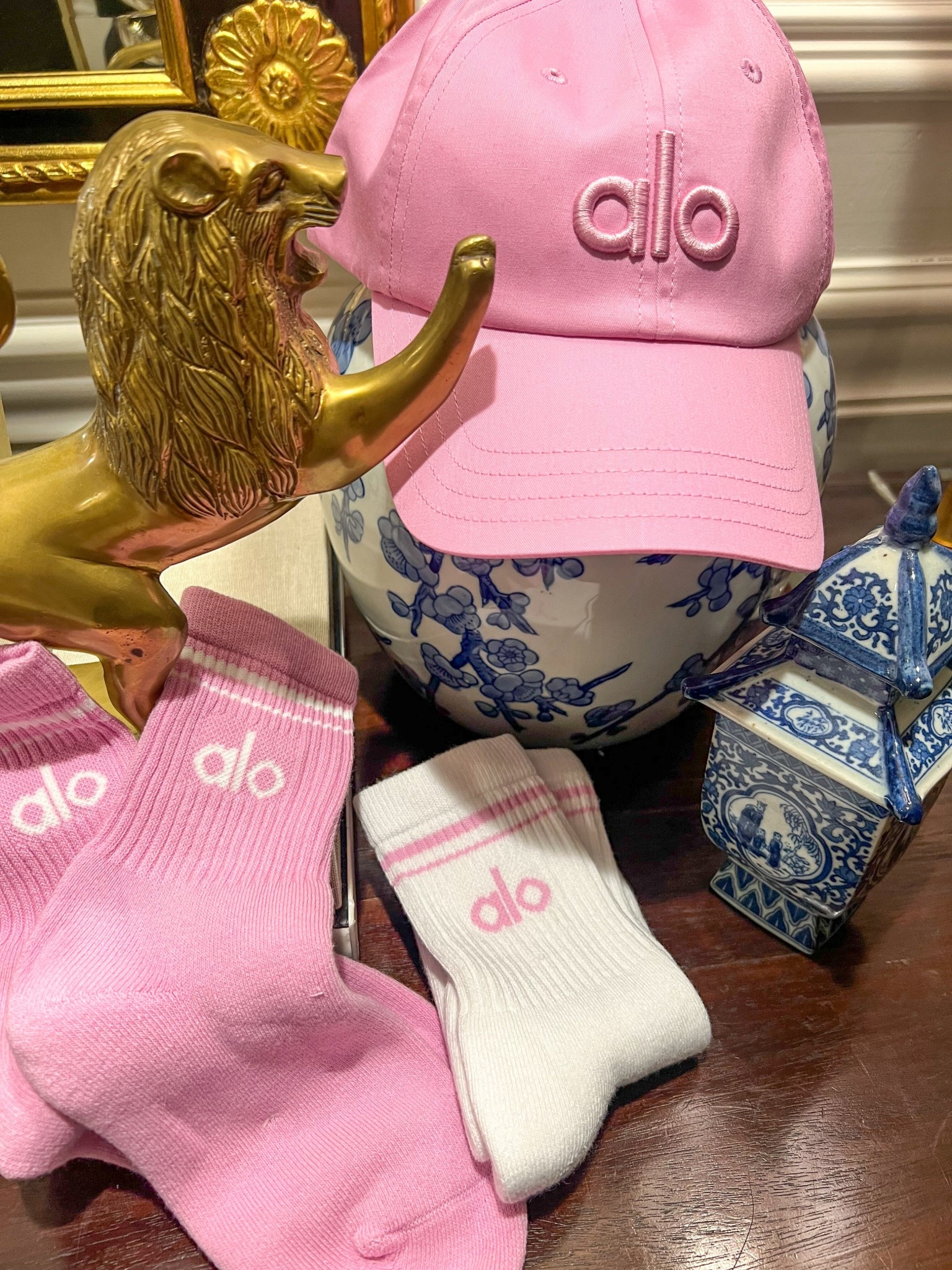 @alo released their limited edition “candy heart pink” collection and it’s 👌

#LTKootd #LTKgrwm #LTKActive