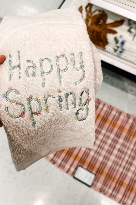 Spring towel and rug combos from target threshold 

#LTKSeasonal