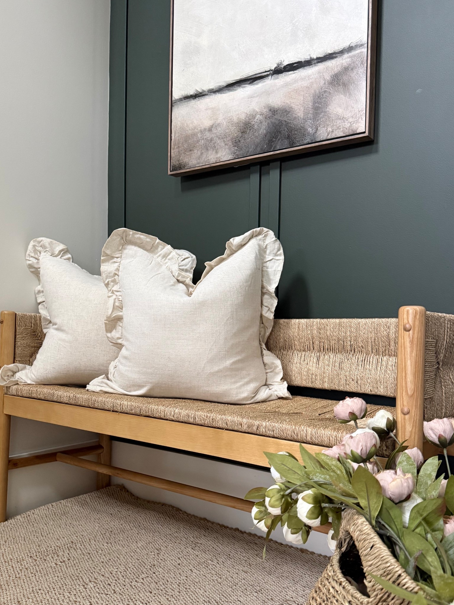 I’m loving ruffled linen..these cushion covers are so pretty🤍
