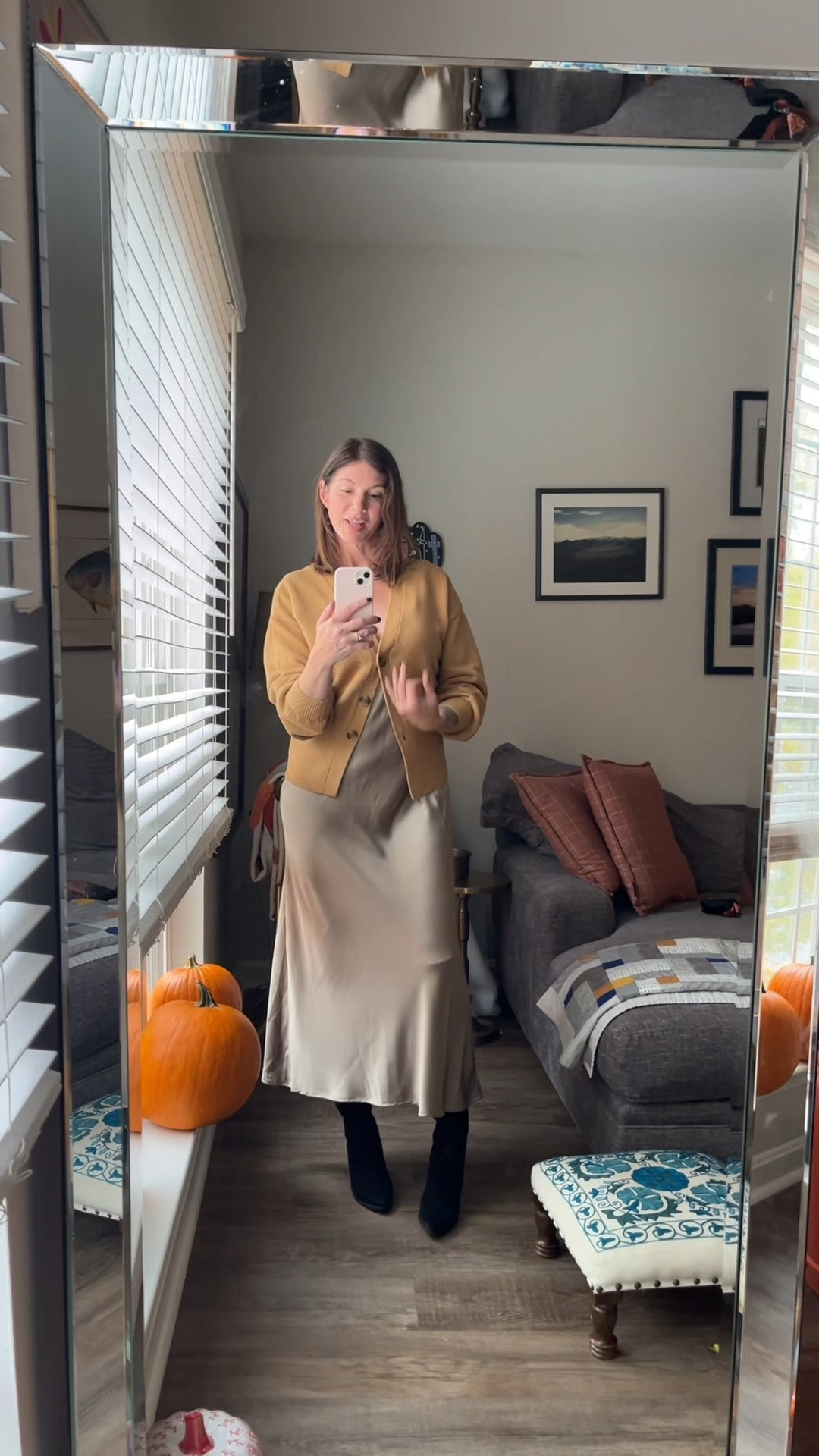 LOFT 50% off sale including this camel cardigan! 

#LTKSeasonal #LTKOver40 #LTKSaleAlert