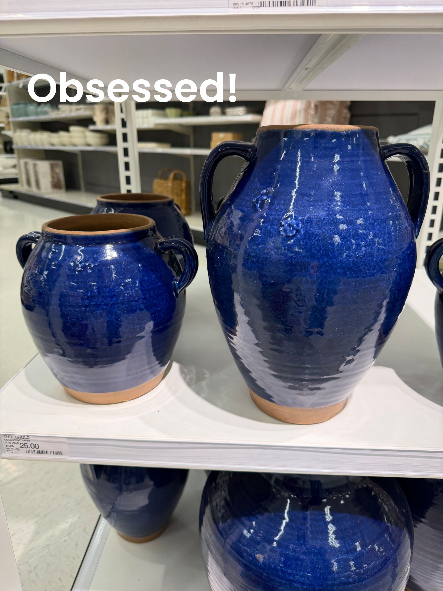 These Target vases are SO good right now 😍

The deep blue glaze, the shape, the little handles… they seriously look like something you’d find at a high-end home store. And I love that they make a statement all on their own or styled with stems.

This is one of those pieces that instantly elevates your space without having to do much at all 🙌

Style it:
• On a console or entry table
• As a centerpiece on your dining table
• On open shelving for that layered look
• With faux or real stems for a pop of texture

The color is perfect for adding depth to all your neutrals while still feeling calm and cozy ✨

Save this because these will go FAST at Target 👀


target vases | blue ceramic vase | threshold decor | target home decor | statement vase | modern farmhouse decor | shelf styling decor | entryway decor ideas | affordable home finds | neutral home styling
