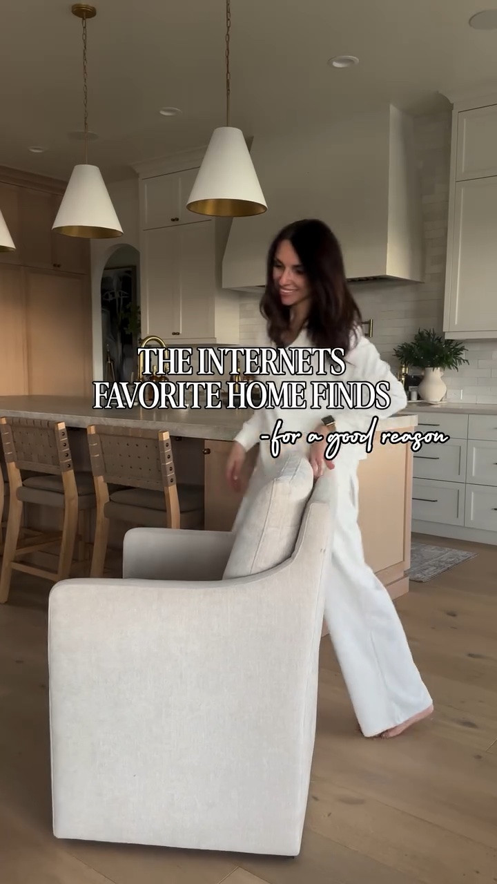 These are the pieces that instantly make a home feel elevated without looking overdone — timeless, cozy, and actually worth the hype. From the chairs to the lighting to the little details… these are the finds I’d buy again and again. 🤍

#amazonhome #homedecorfinds #designerlooksmarterspend #homeinspo #amazonfinds

#LTKHome #LTKSaleAlert