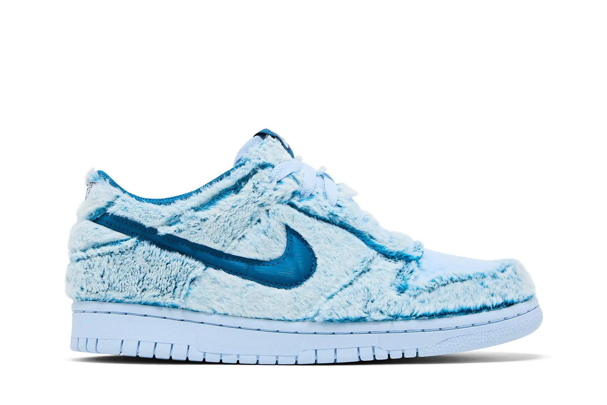 [im7171-301] Grade School Nike Dunk Low Bg 'abominable Snowman' | Zulily