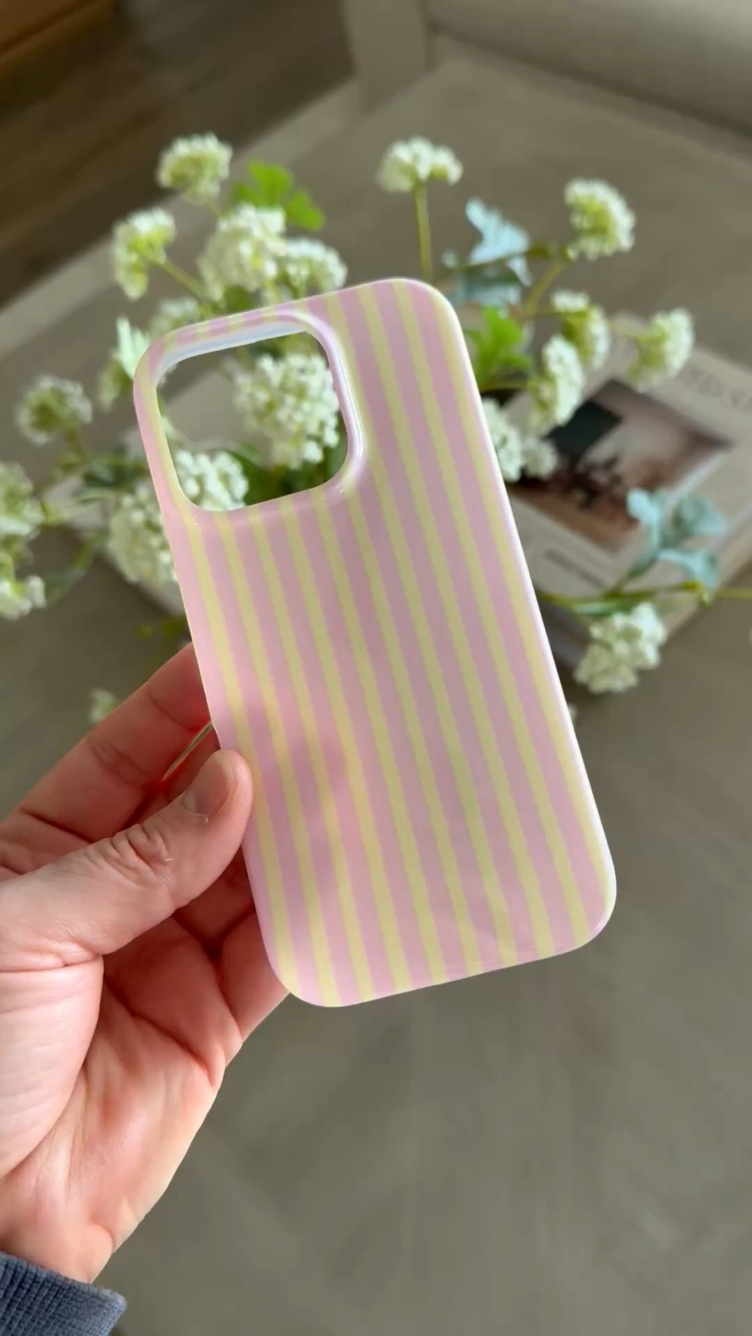 This is such a fun phone case for Summer! 🌸💛




#phonecase #summeraccessories #iphonecase #stripedphonecase #amazon #amazonfinds

#LTKSeasonal